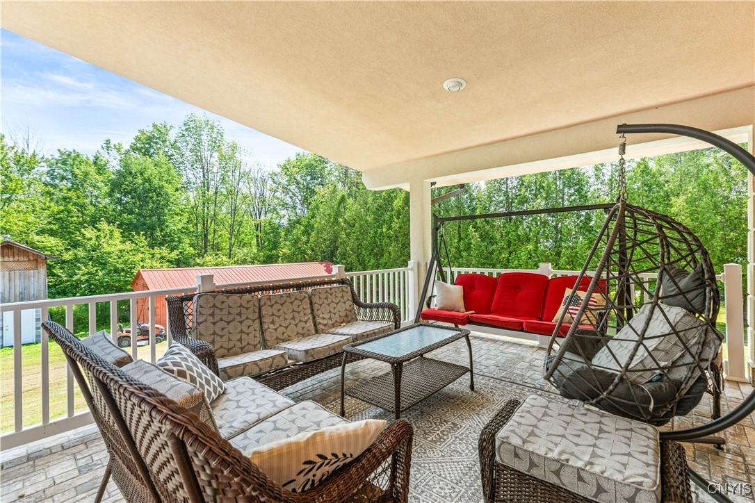 Deerfield, New York, 13502, United States, 6 Bedrooms Bedrooms, ,4 BathroomsBathrooms,Residential,For Sale,1971658