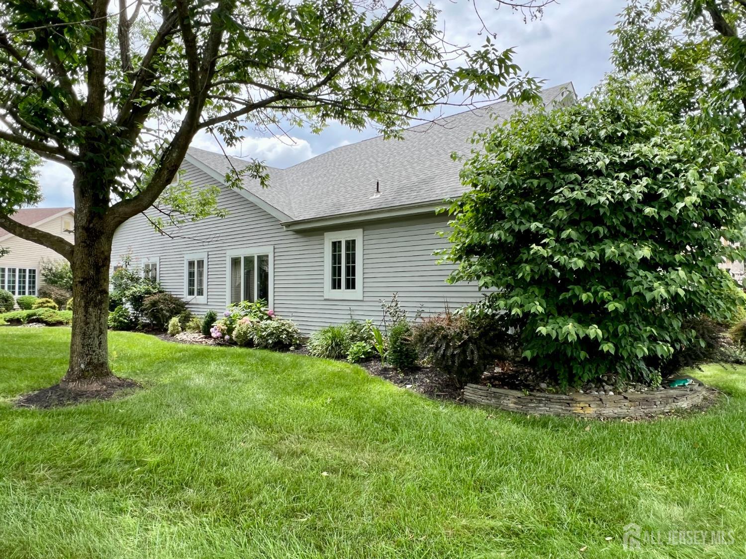 Monroe, New Jersey, 08831, United States, 2 Bedrooms Bedrooms, ,2 BathroomsBathrooms,Residential,For Sale,1896890