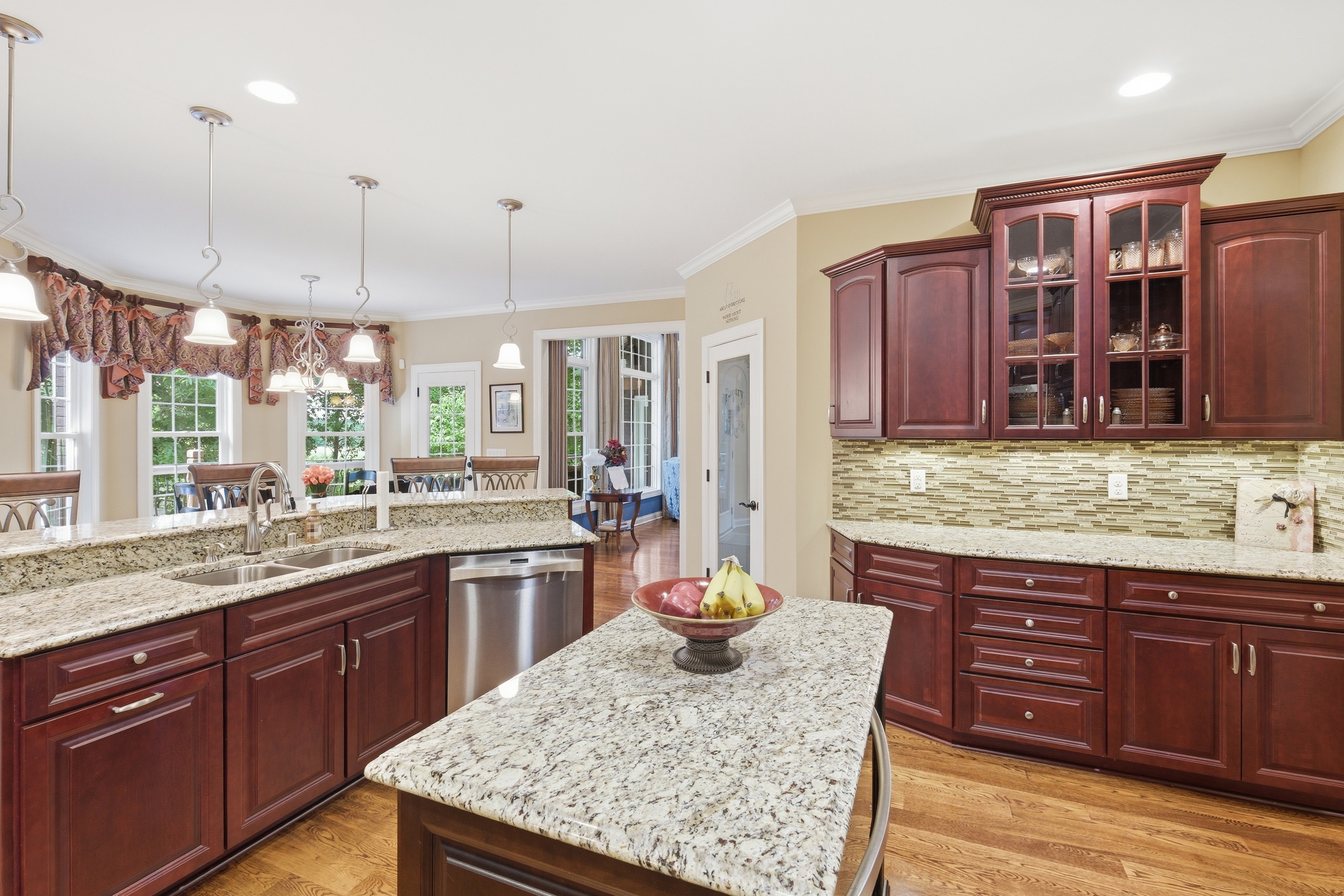  18108 Bellavista Place, Louisville, KY 40245 - 物件實景
