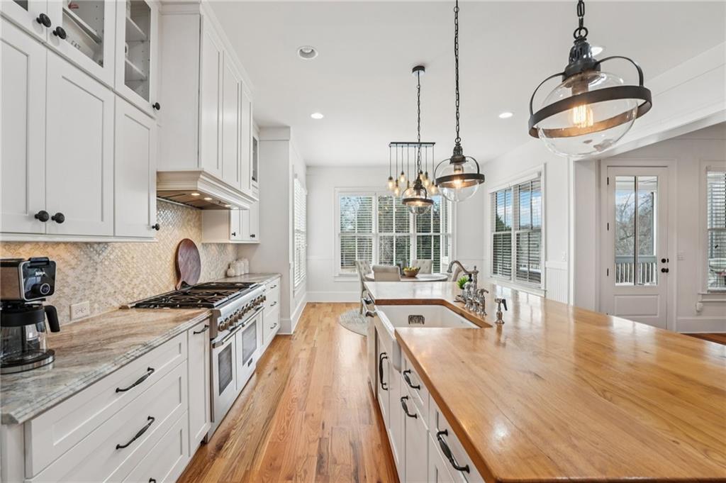 Canton, Georgia, 30115, United States, 6 Bedrooms Bedrooms, ,6 BathroomsBathrooms,Residential,For Sale,2008804