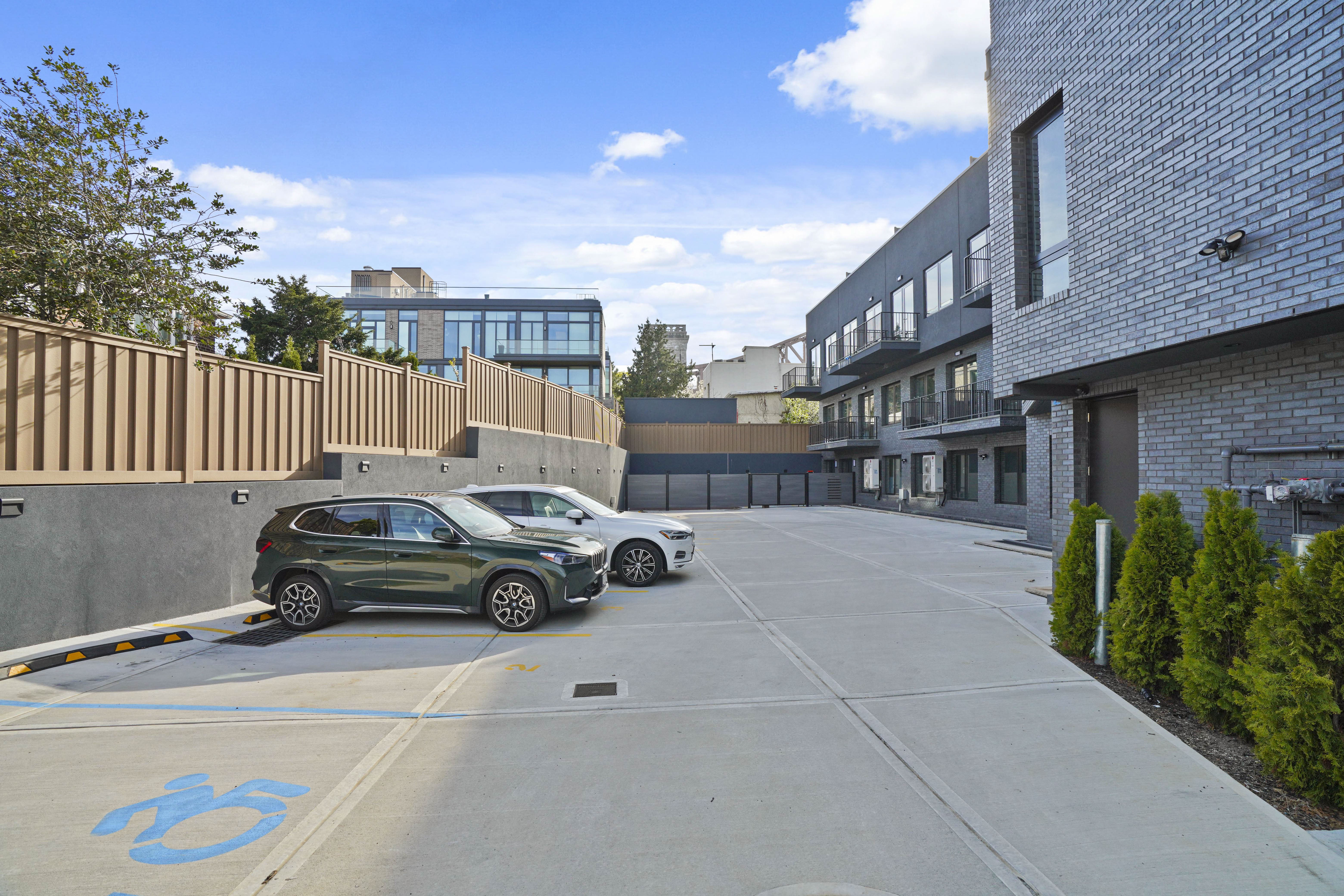  21-31 Shore Blvd #1B, Queens, NY, 11105 - 物件實景