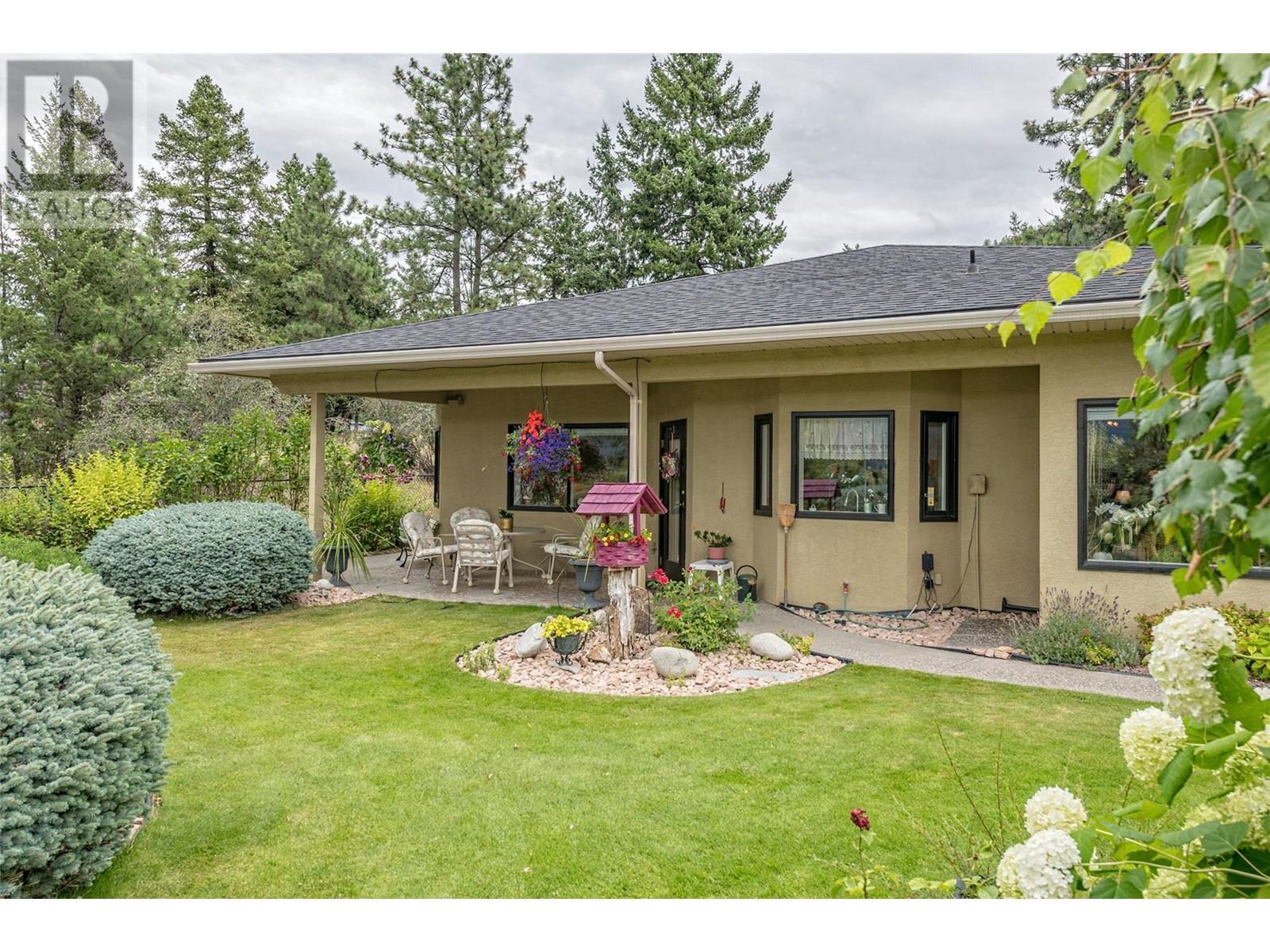 VERNON, British Columbia, V1H 1E8, CA, 3 Bedrooms Bedrooms, ,2 BathroomsBathrooms,Residential,For Sale,1948315