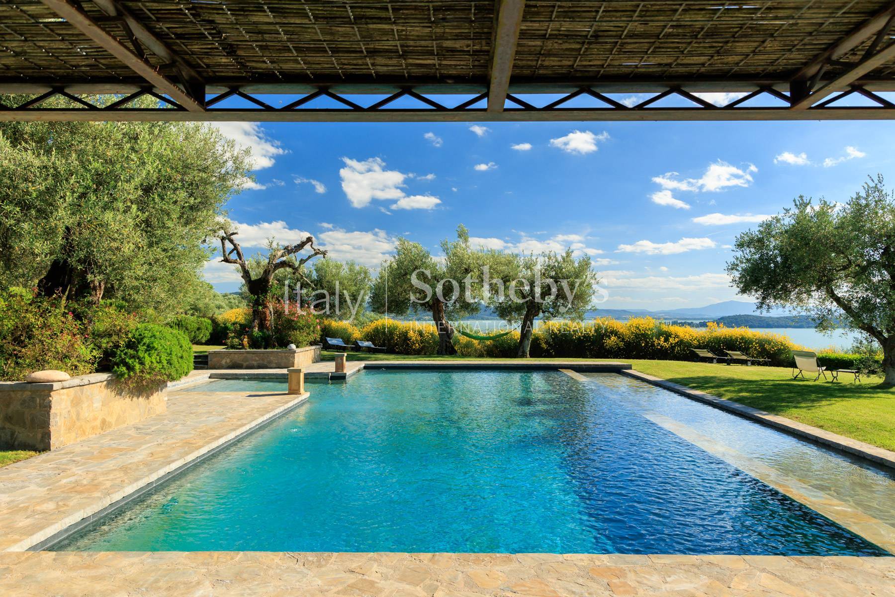  Esquisite villa with breathtaking view on the Lake Trasimeno - 物件實景