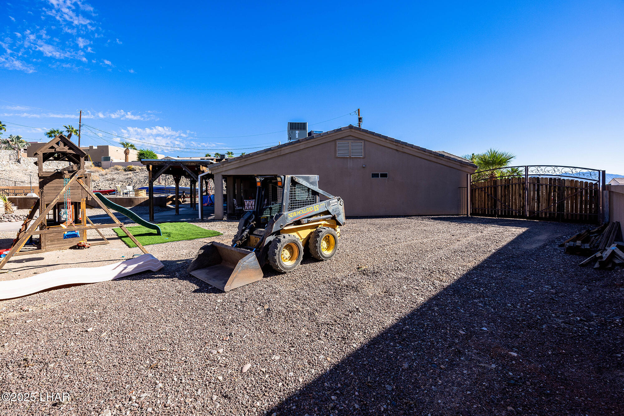Lake Havasu City, Arizona, 86404, United States, 3 Bedrooms Bedrooms, ,2 BathroomsBathrooms,Residential,For Sale,2001874