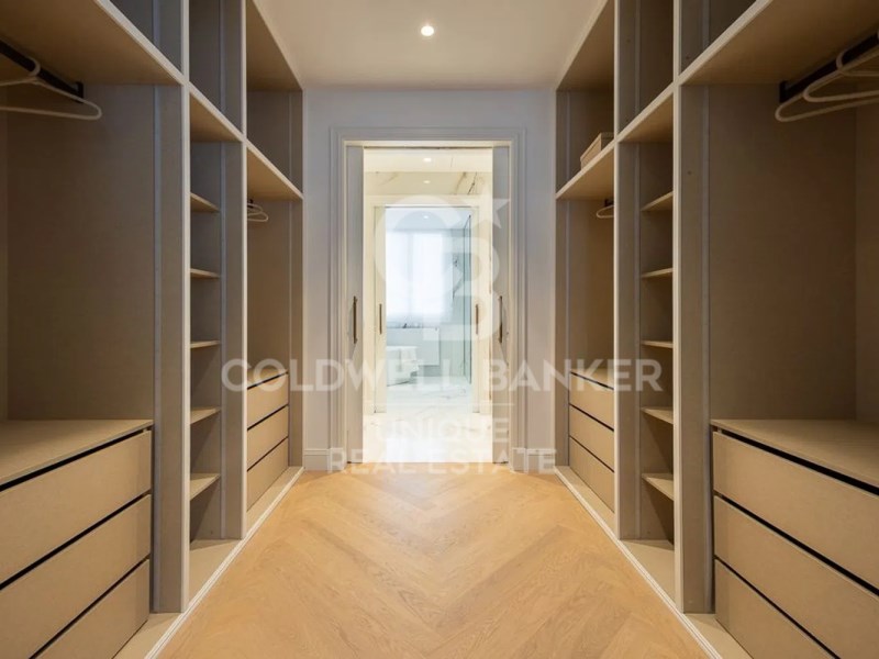Madrid, Comunidad de Madrid, ES, 3 Bedrooms Bedrooms, ,4 BathroomsBathrooms,Residential,For Sale,1867258