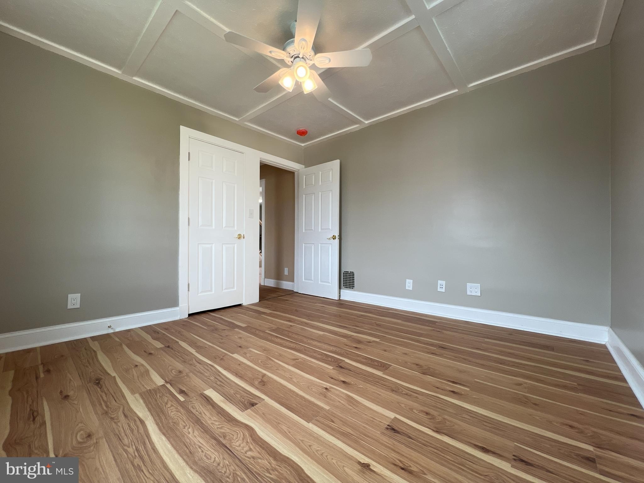 PASADENA, Maryland, 21122, United States, 4 Bedrooms Bedrooms, ,4 BathroomsBathrooms,Residential,For Sale,1975011