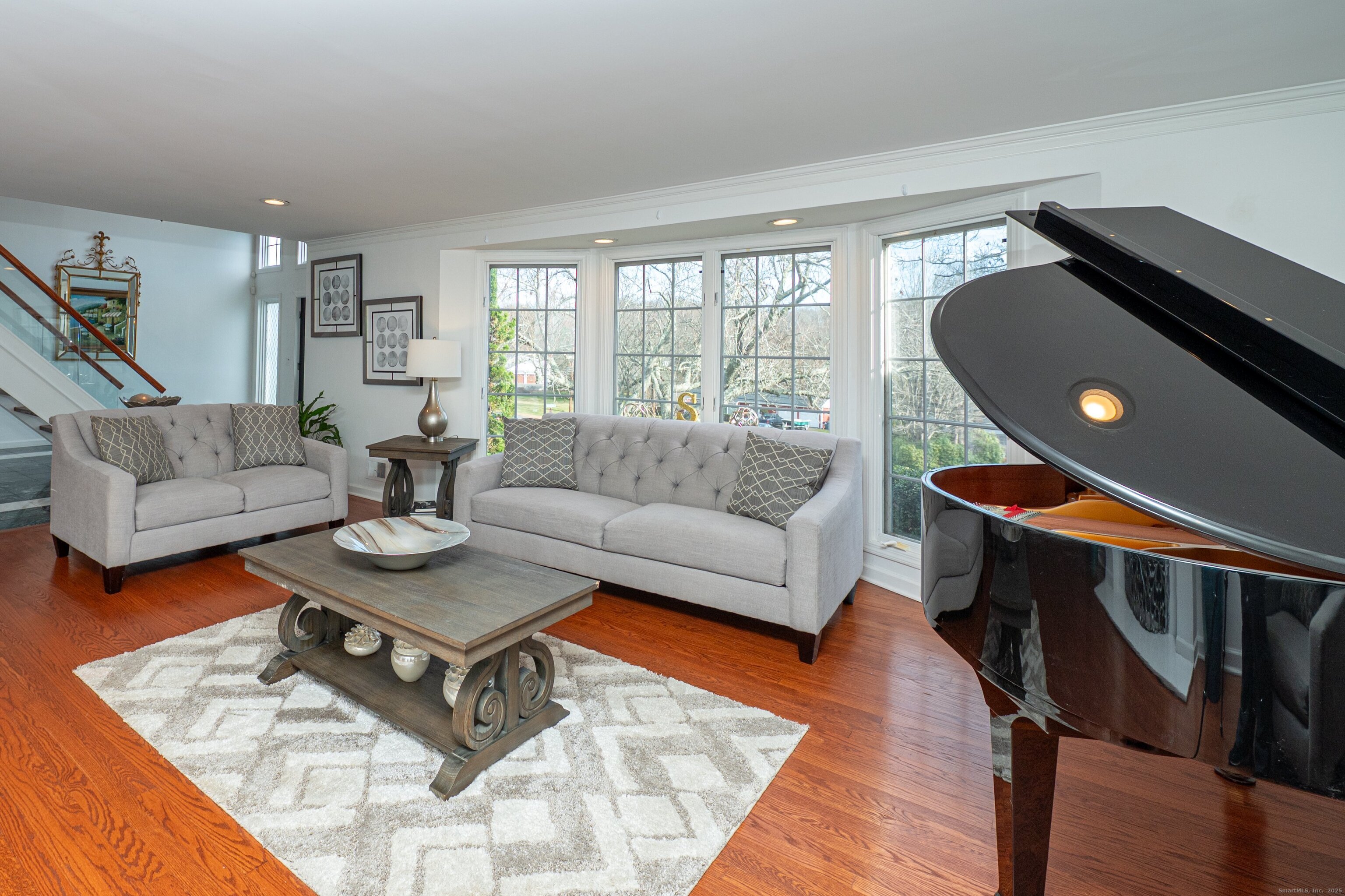 Branford, Connecticut, 06405, United States, 4 Bedrooms Bedrooms, ,4 BathroomsBathrooms,Residential,For Sale,2000721