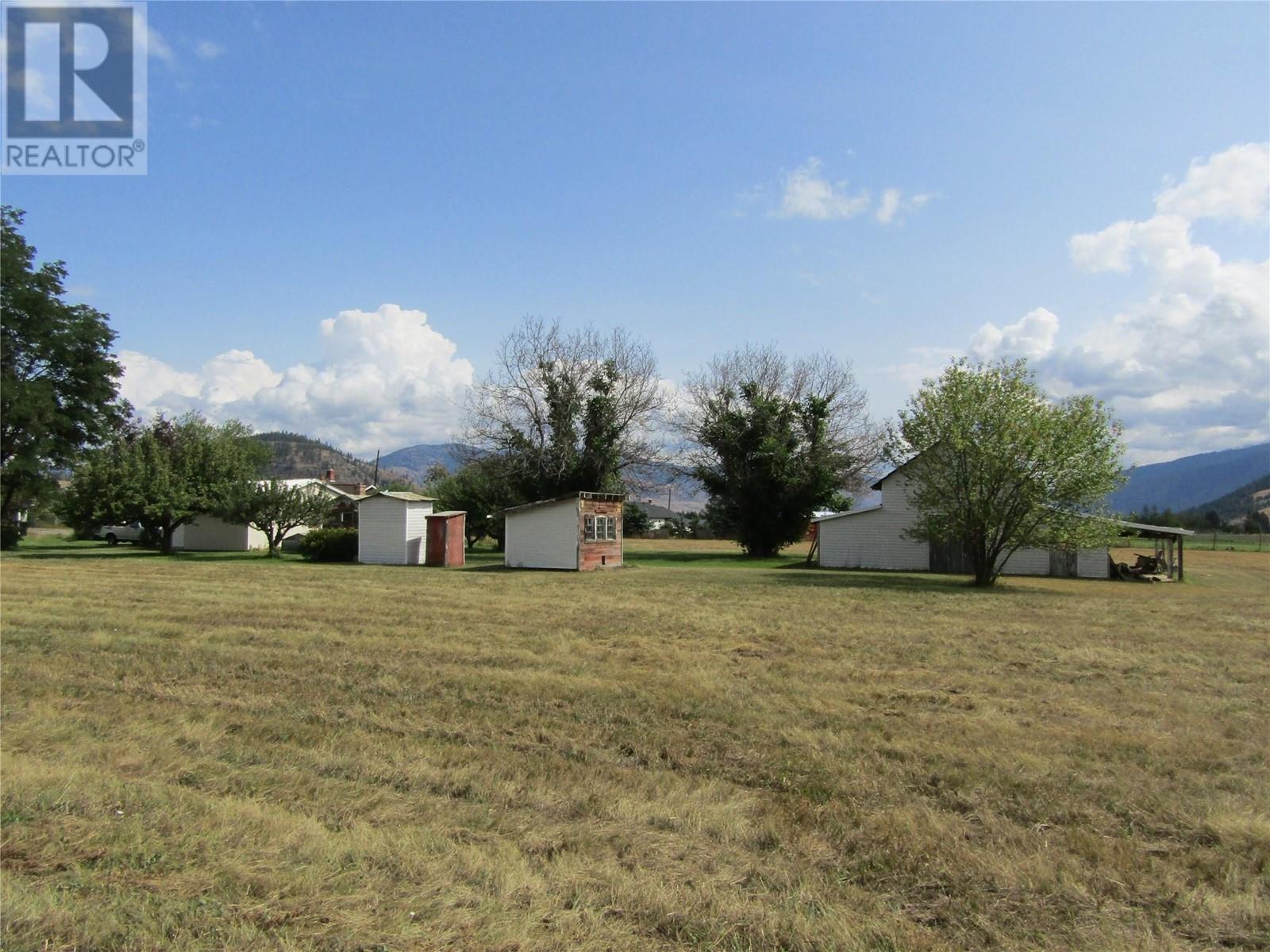 GRAND FORKS, British Columbia, V0H 1H5, CA, 3 Bedrooms Bedrooms, ,1 BathroomBathrooms,Residential,For Sale,1947650