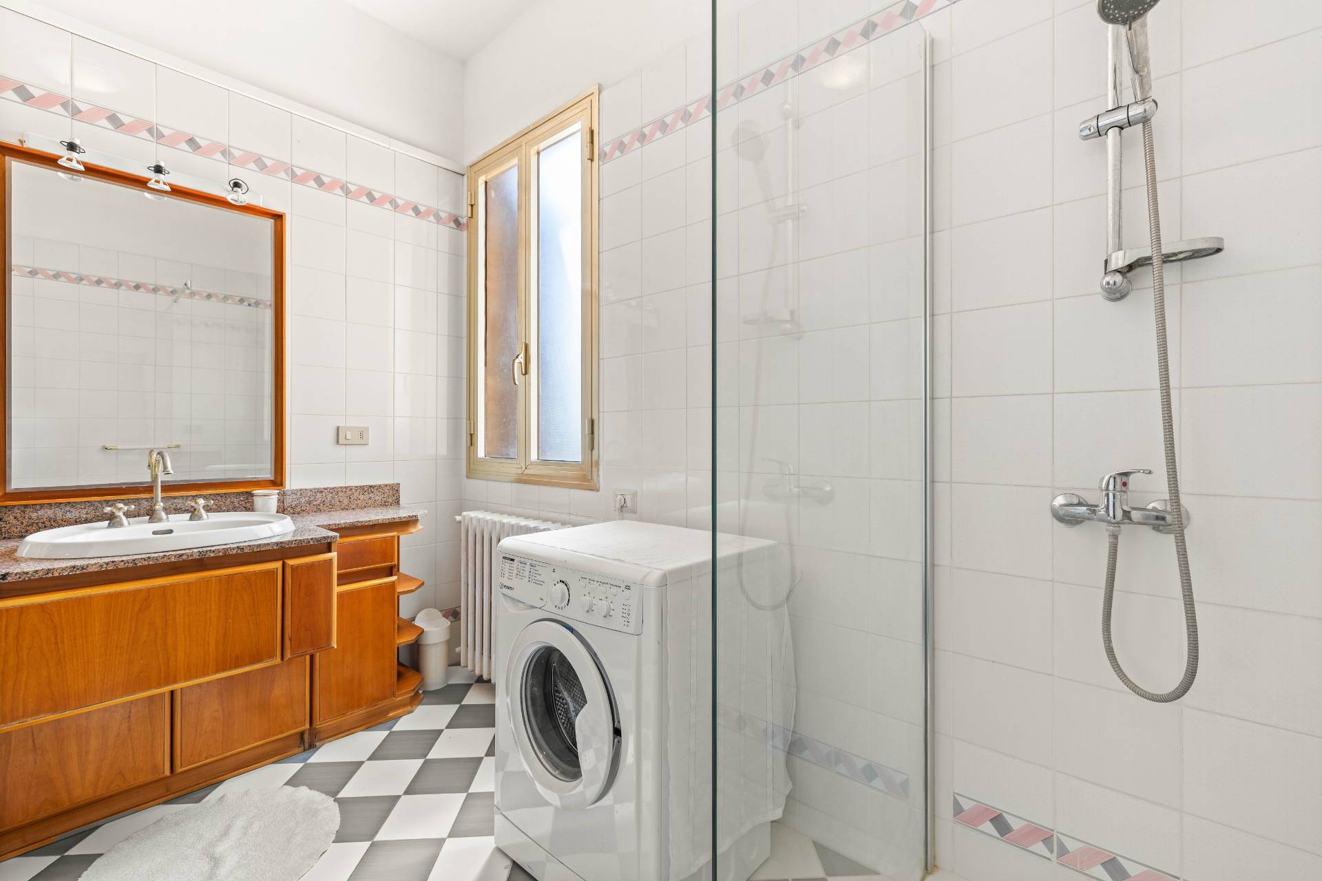 San Gimignano, Siena, 53037, IT, 3 Bedrooms Bedrooms, ,2 BathroomsBathrooms,Residential,For Sale,1876923