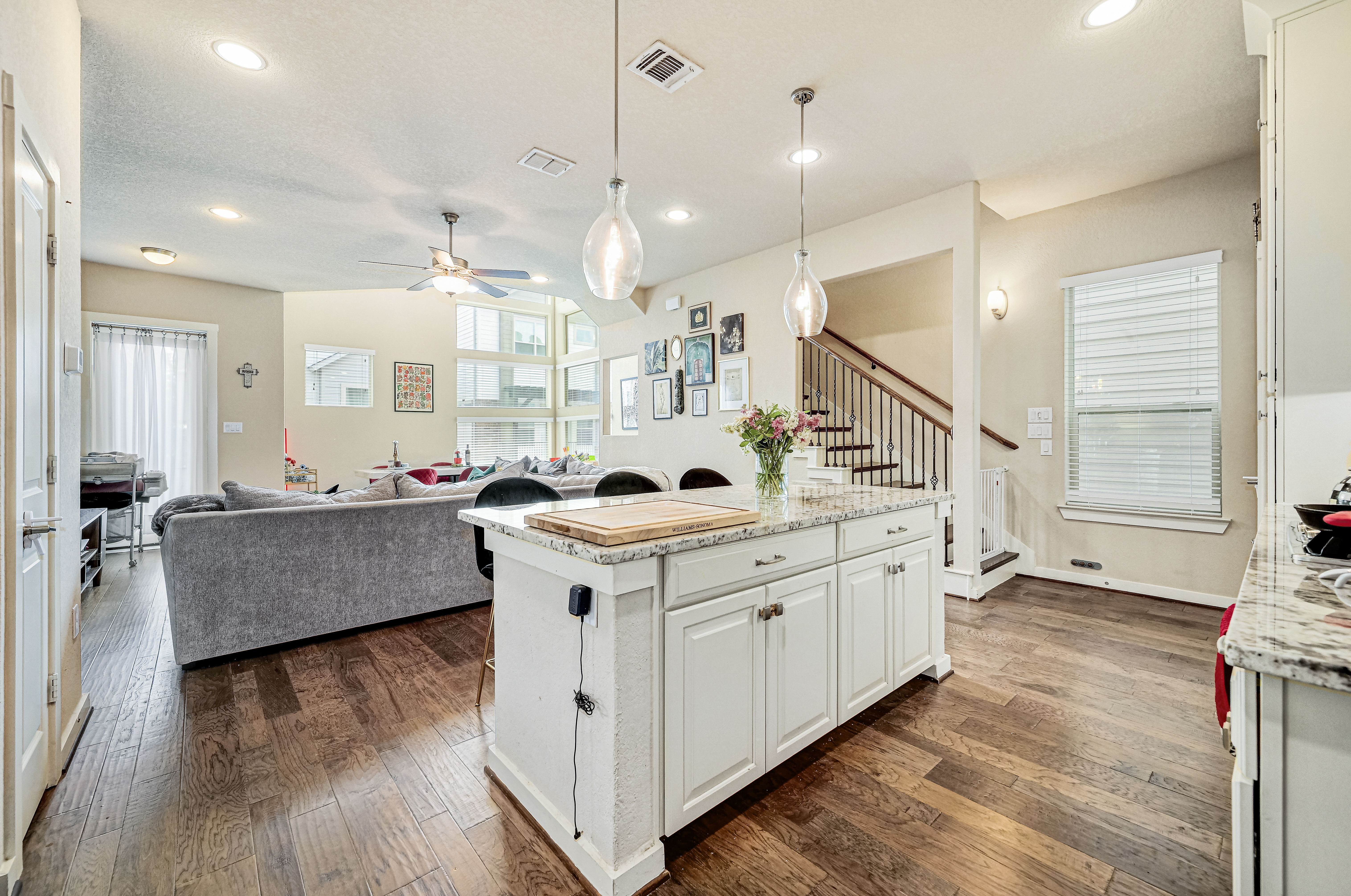  Modern Living, Central Convenience - 物件實景