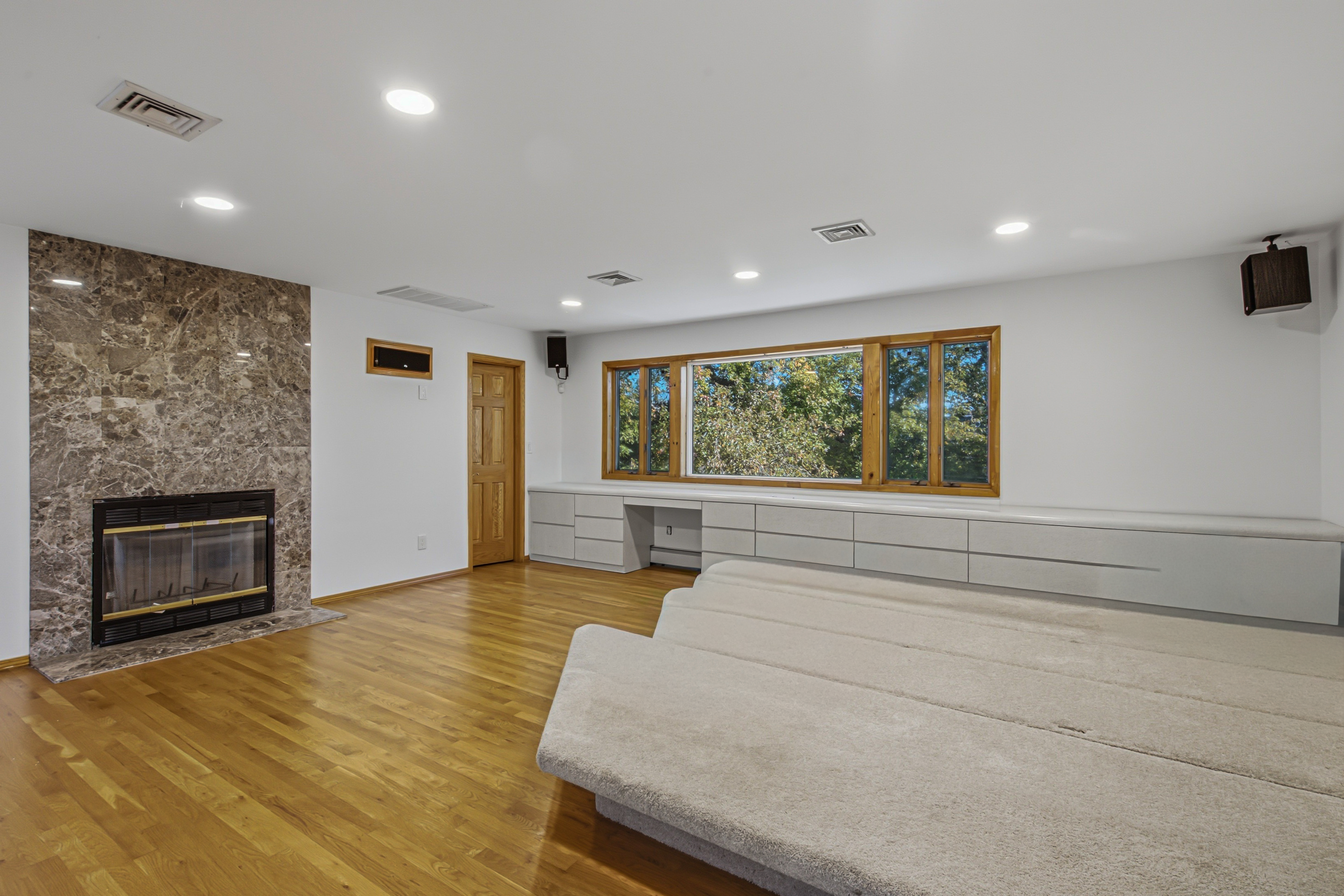  8 Hamilton Drive, Roslyn, NY, 11576 - 物件實景