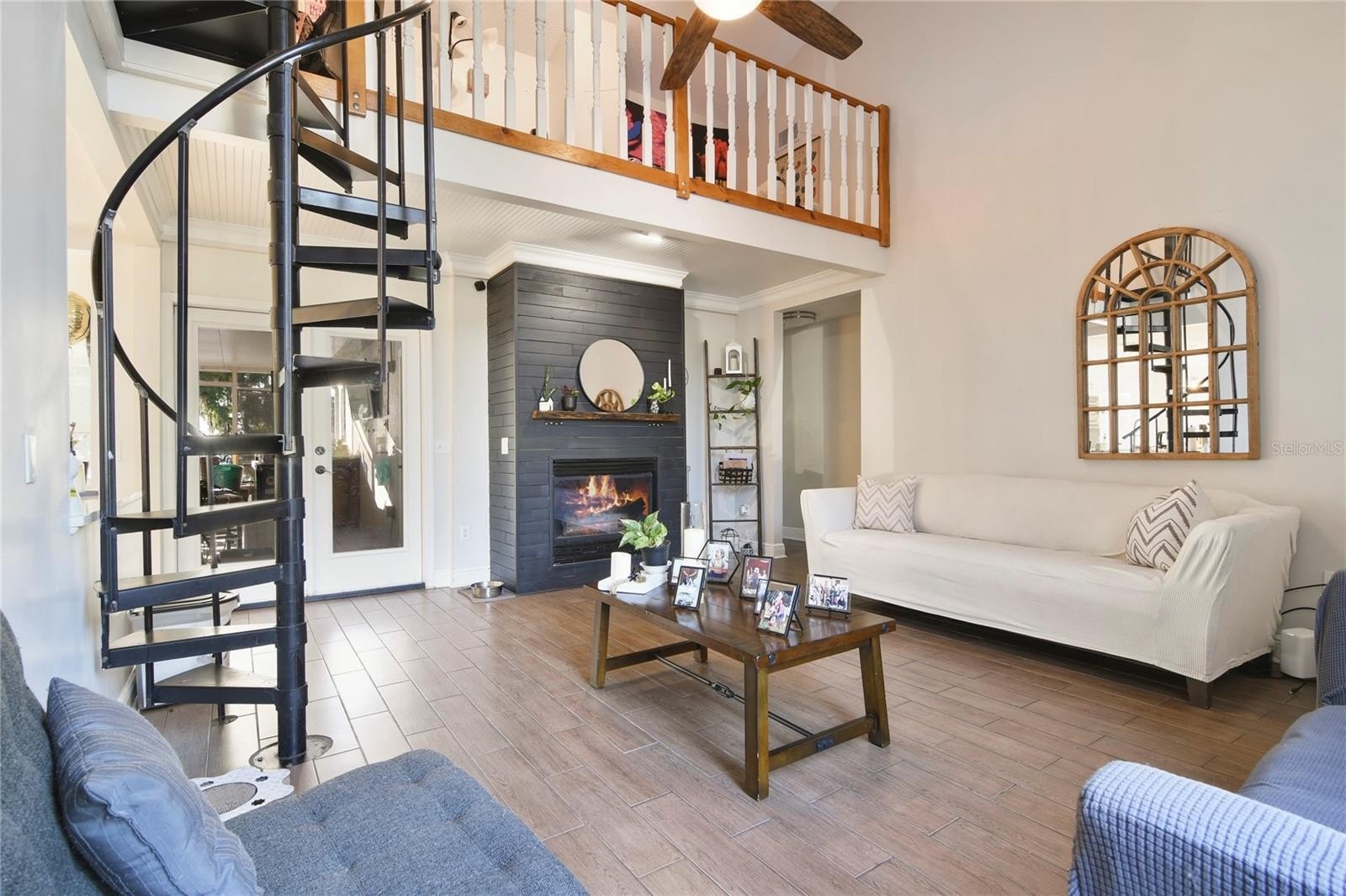 EUSTIS, Florida, 32726, United States, 4 Bedrooms Bedrooms, ,3 BathroomsBathrooms,Residential,For Sale,1978501