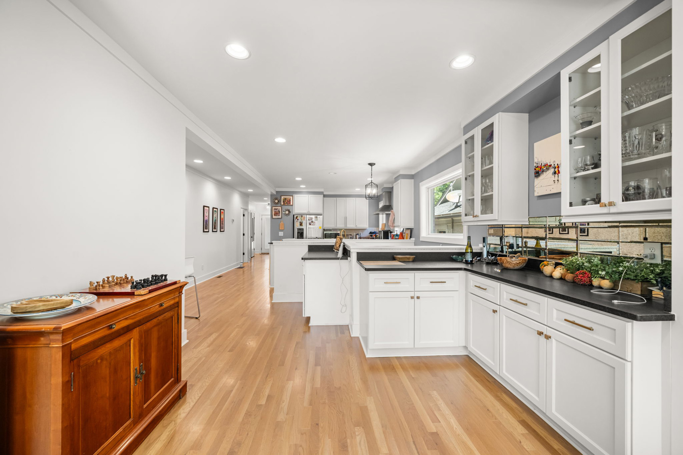  Stunning and Versatile Residence in One of Atlanta