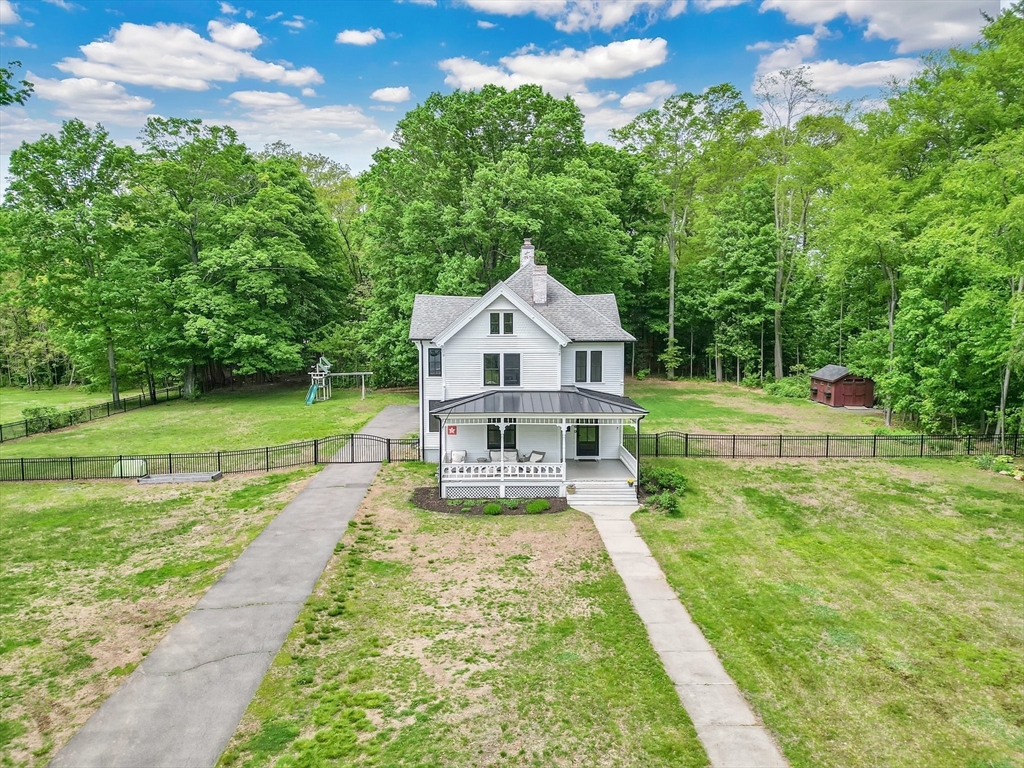 Longmeadow, Massachusetts, 01106, United States, 5 Bedrooms Bedrooms, ,2 BathroomsBathrooms,Residential,For Sale,1819173