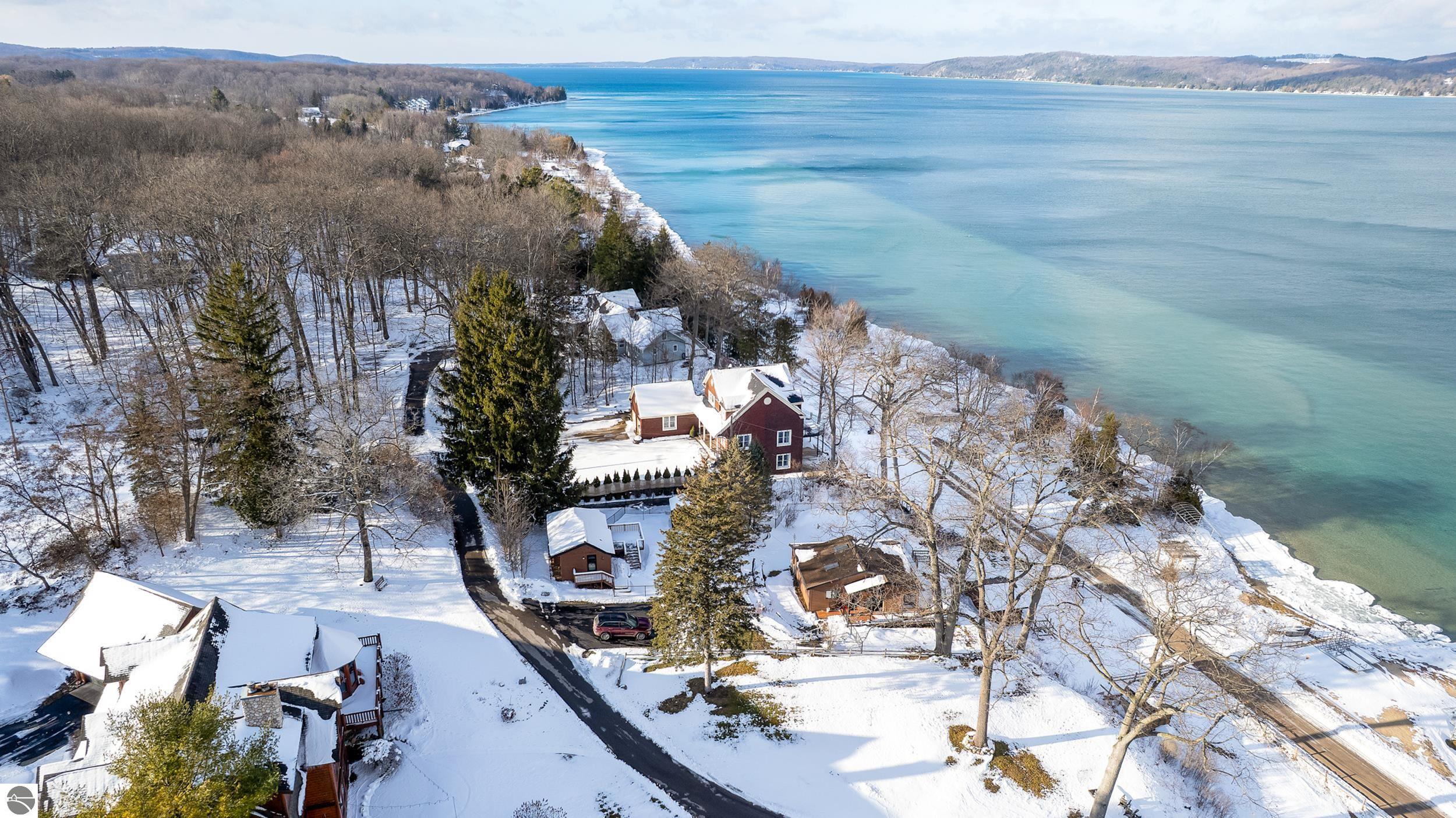 Beulah, Michigan, 49617, United States, 5 Bedrooms Bedrooms, ,3 BathroomsBathrooms,Residential,For Sale,1997758