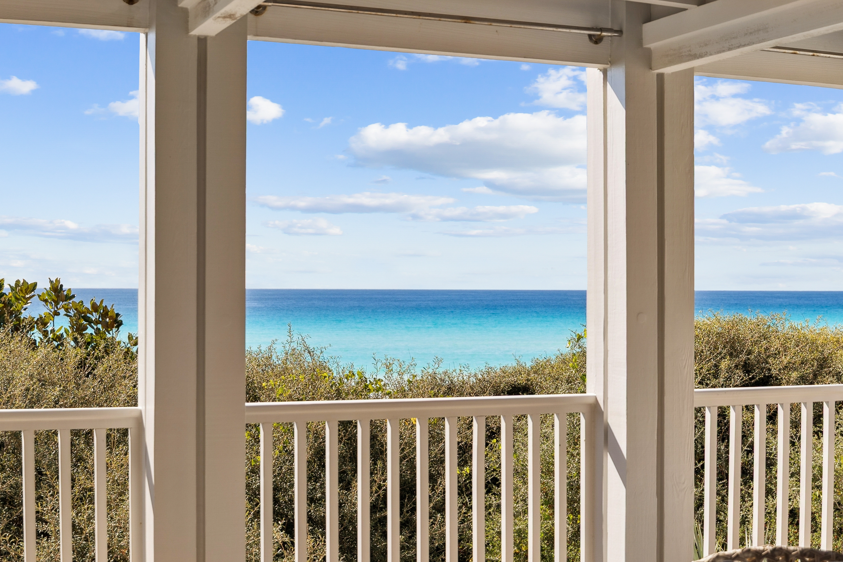  An Iconic Seaside Beach Retreat with Panoramic Gulf Views - 物件實景