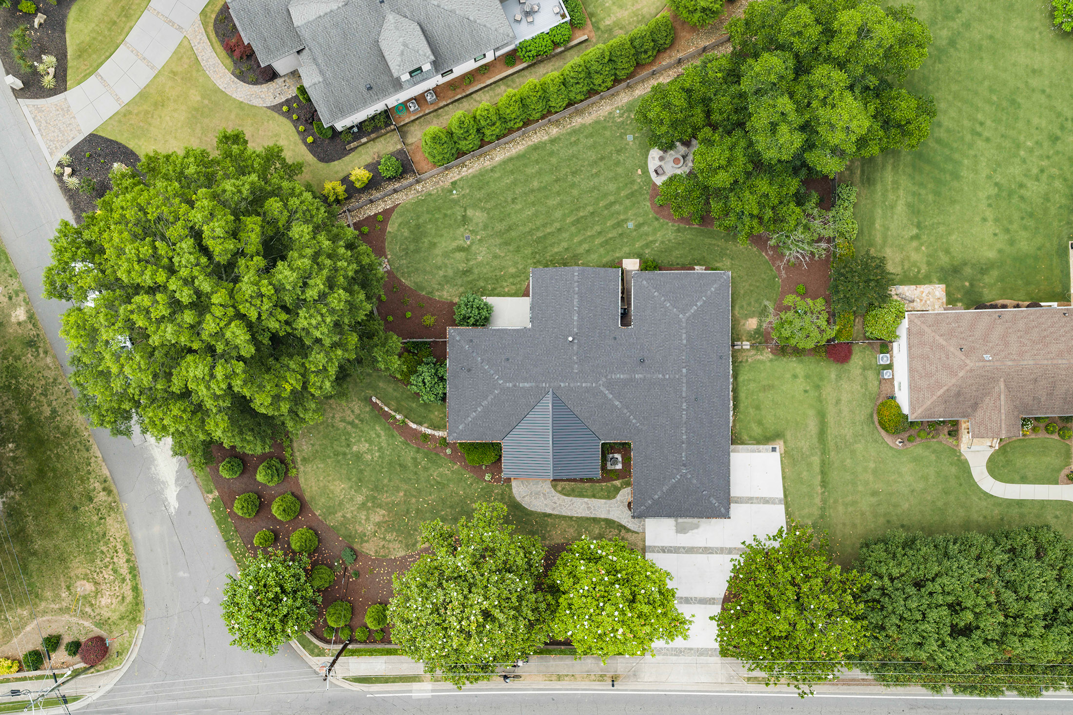  Extensively Renovated Home in the Heart of Downtown Alpharetta - 物件實景