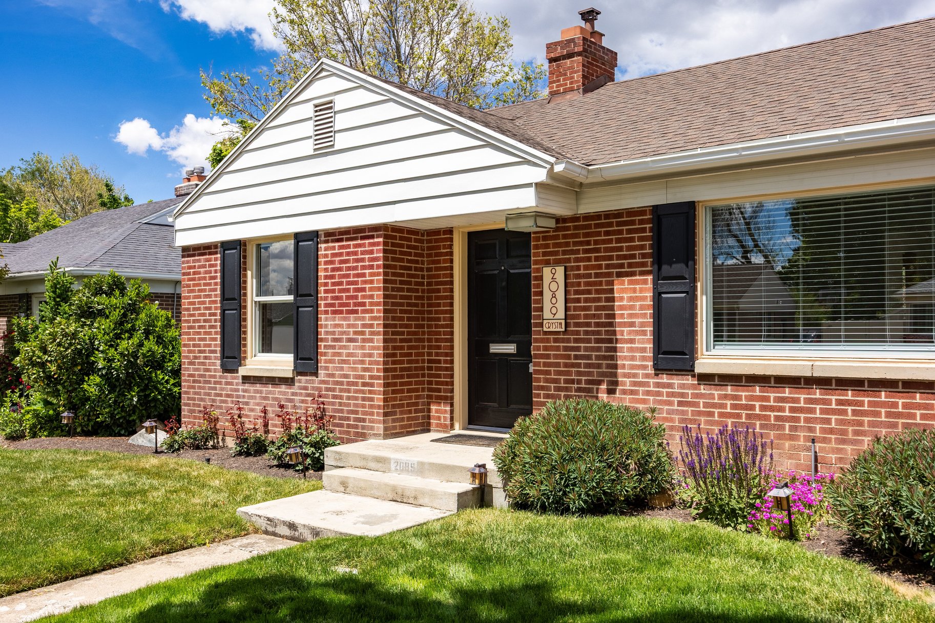  Storybook Charm in One of Salt Lake City’s Most Coveted Neighborhoods - 物件實景