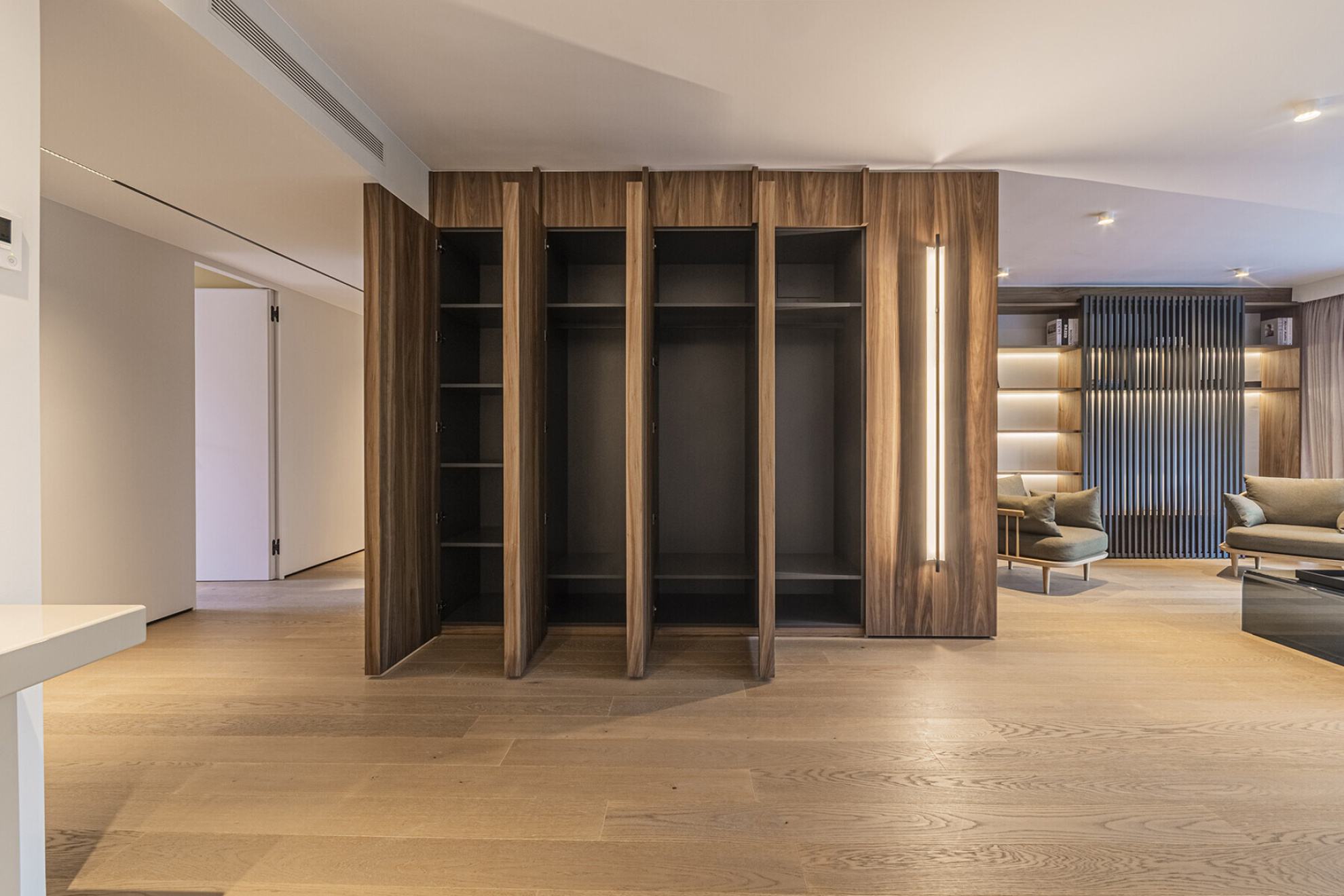  Luxurious Six-Bedroom Apartment in Exclusive Pedralbes Building - 物件實景