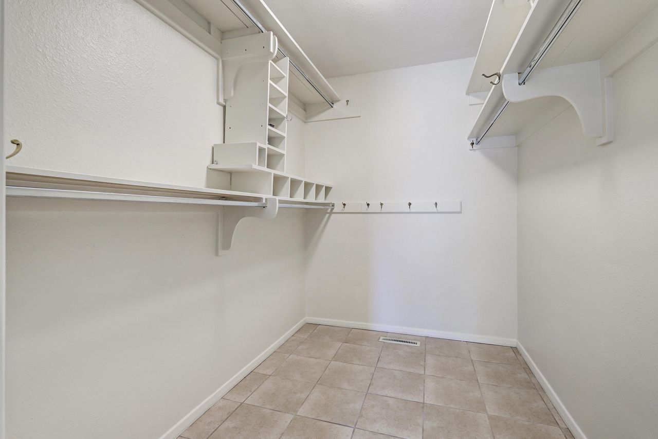 Albuquerque, New Mexico, 87109, United States, 3 Bedrooms Bedrooms, ,2 BathroomsBathrooms,Residential,For Sale,1970337