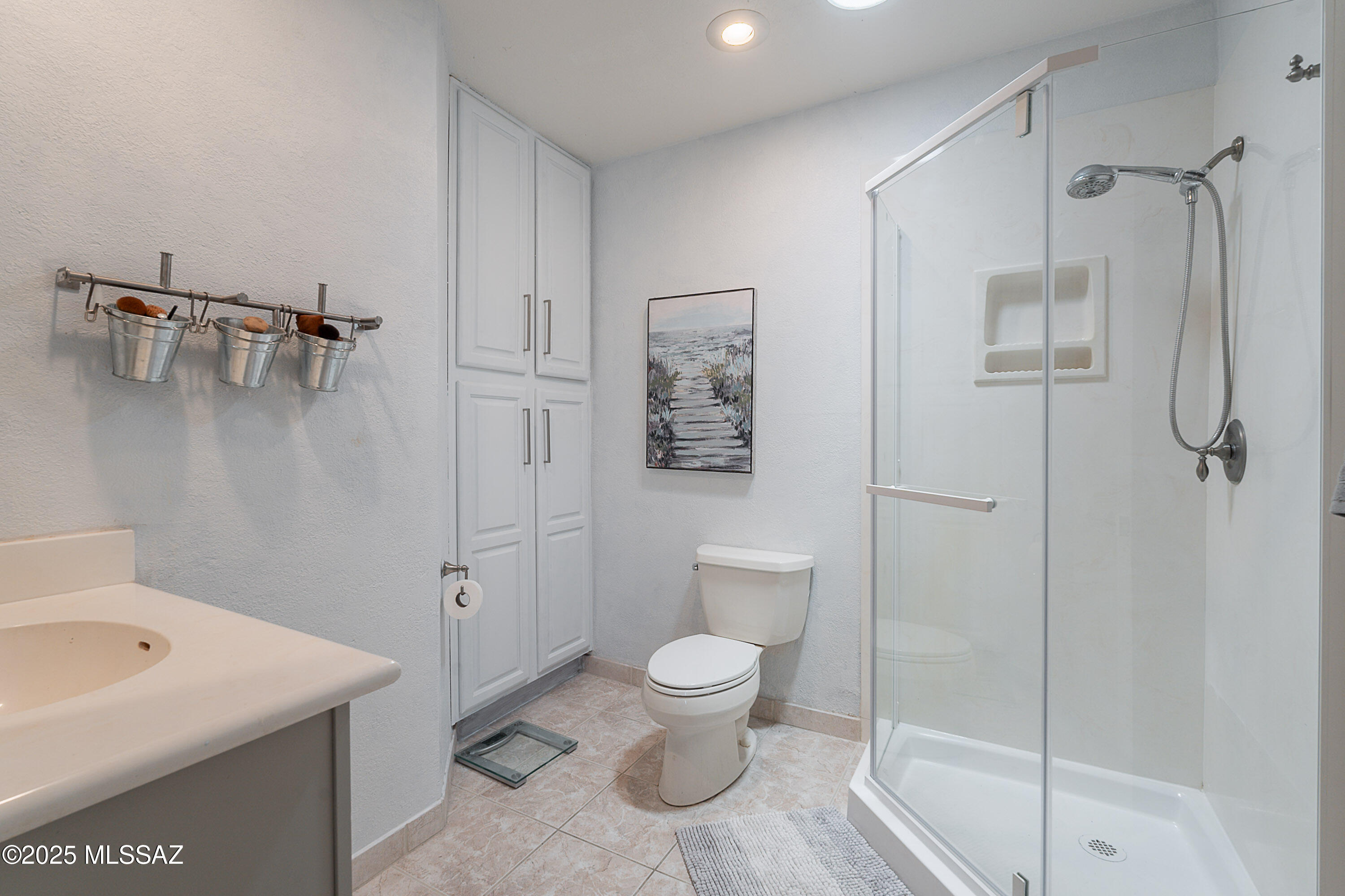 Tucson, Arizona, 85745, United States, 3 Bedrooms Bedrooms, ,2 BathroomsBathrooms,Residential,For Sale,1857796