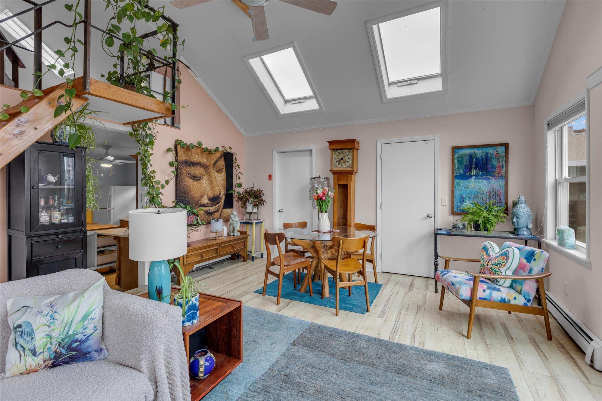 Northport, New York, 11768, United States, 2 Bedrooms Bedrooms, ,1 BathroomBathrooms,Residential,For Sale,1828550