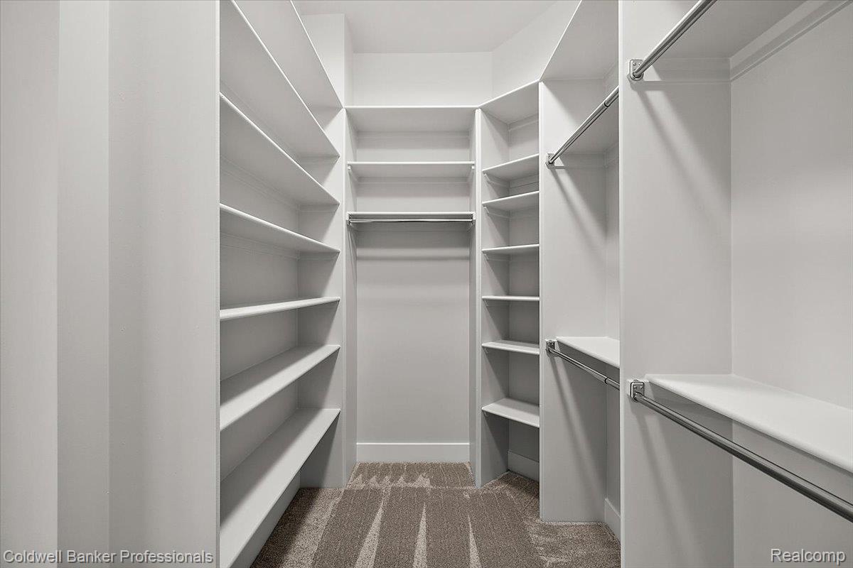 Plymouth, Michigan, 48170, United States, 4 Bedrooms Bedrooms, ,4 BathroomsBathrooms,Residential,For Sale,1986255