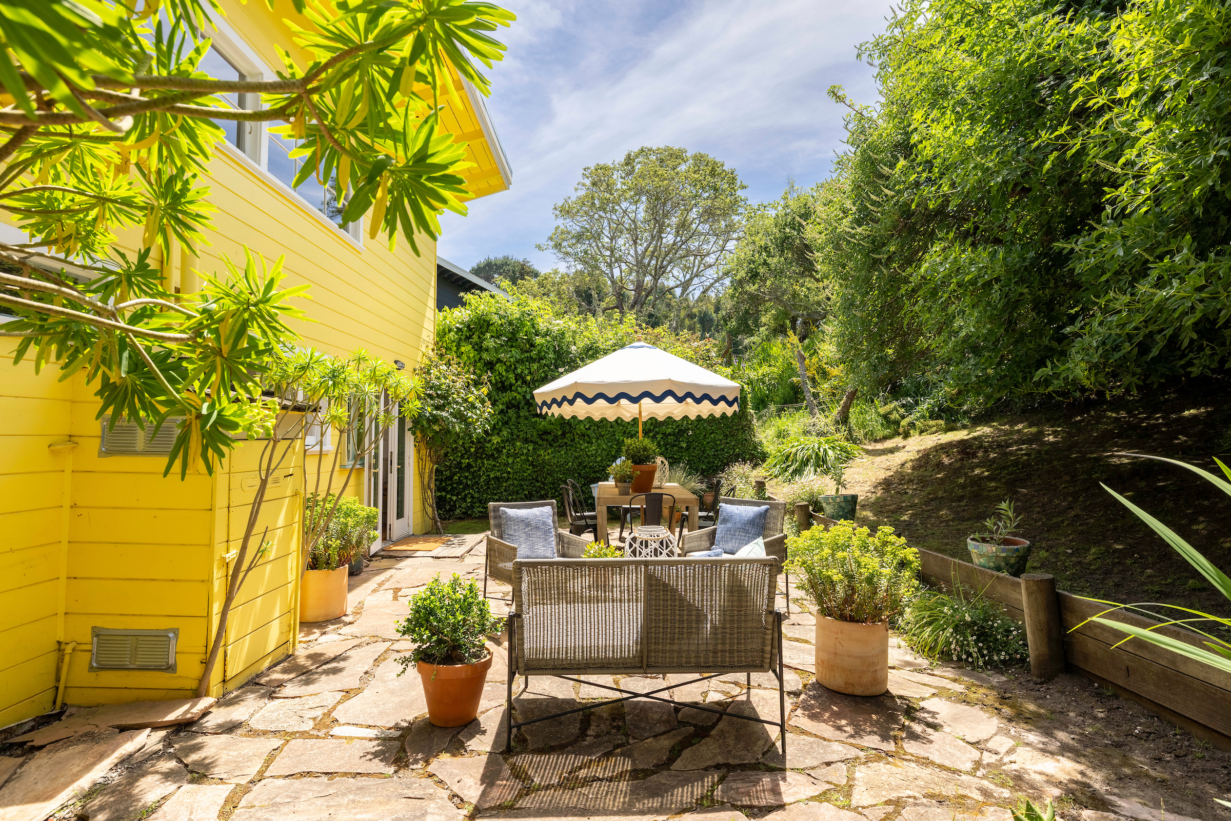  Catch the Sunshine . . . A Timeless Bolinas Cottage by the Ocean - 物件實景