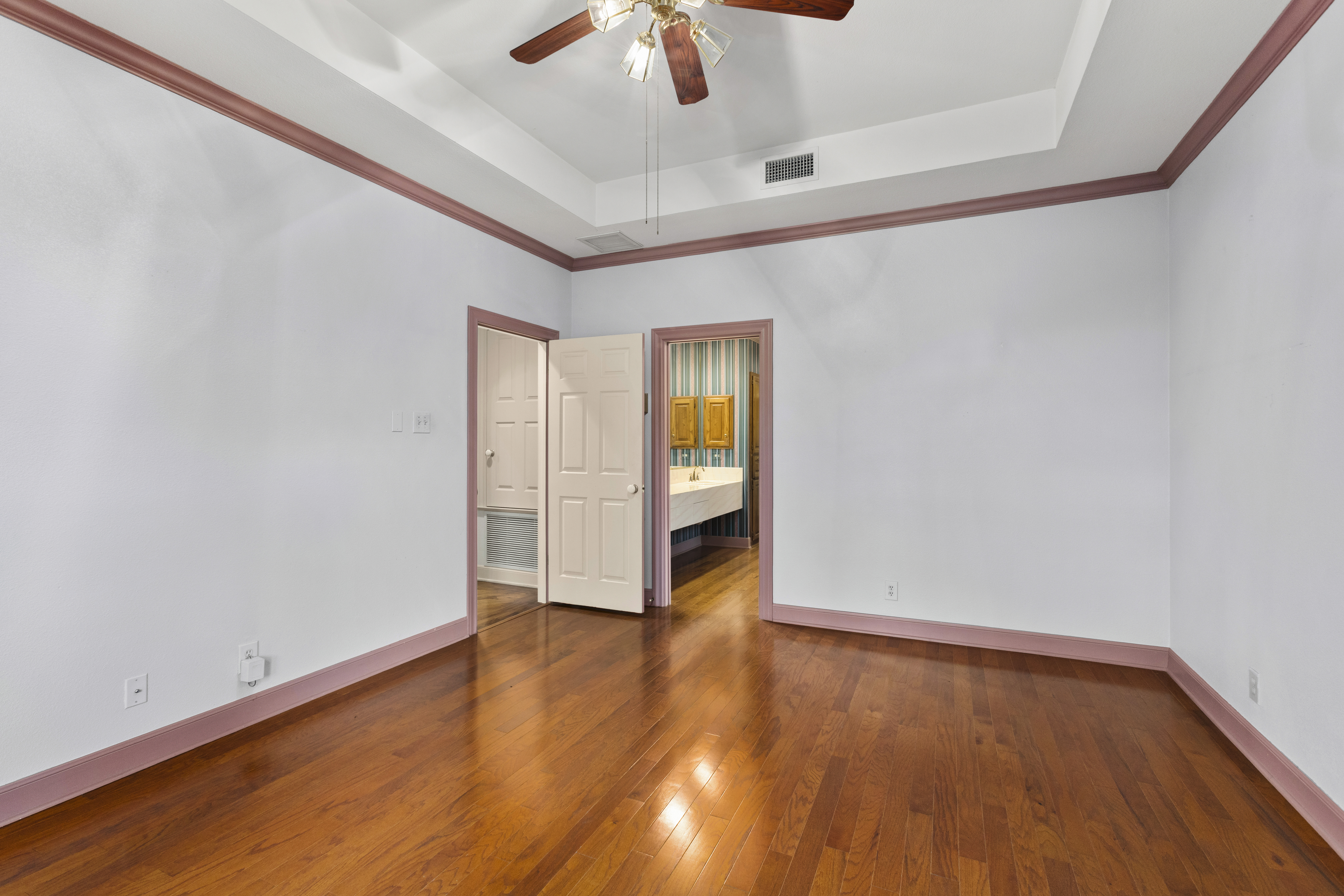 Elegant Inwood Estate Home - 物件實景