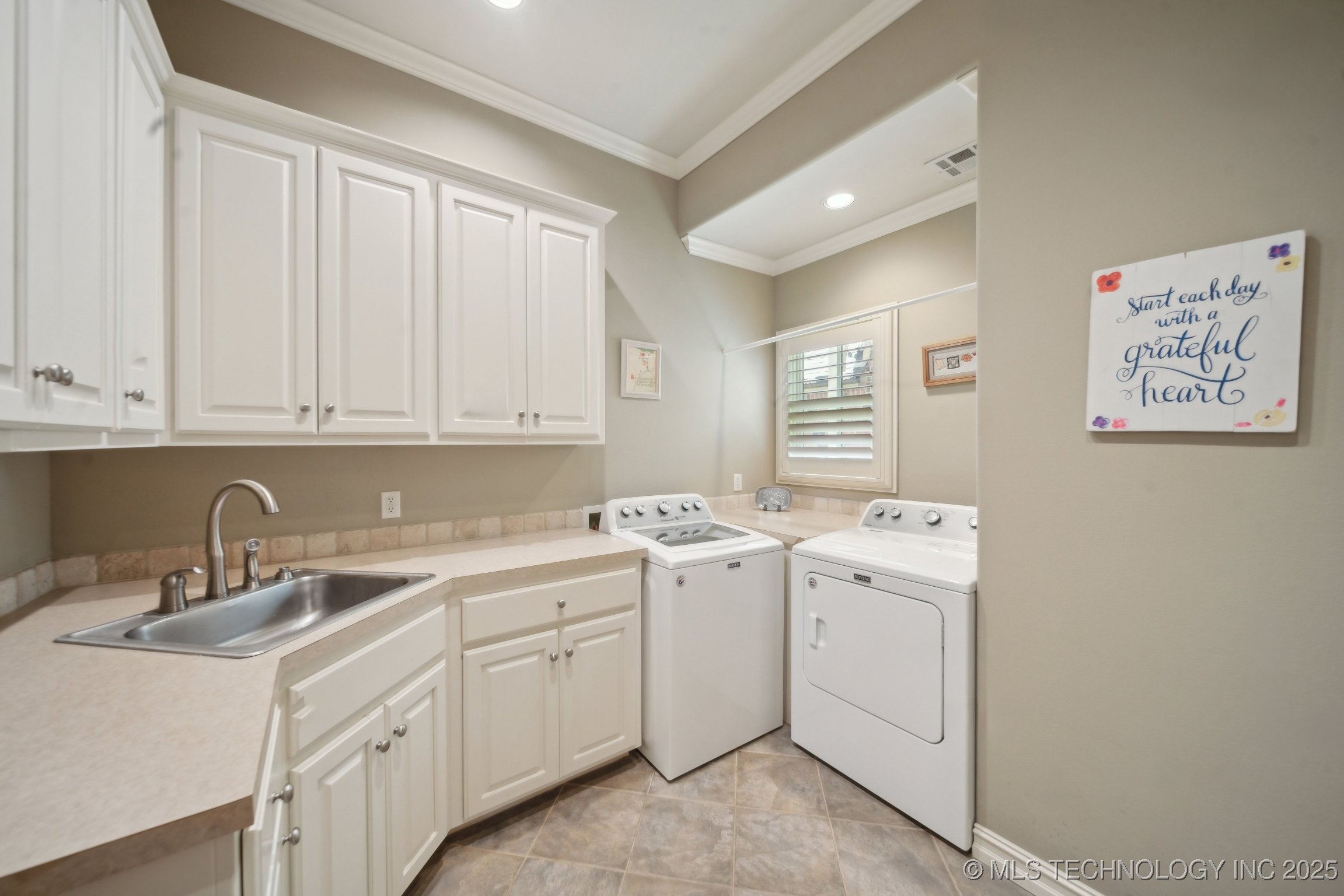 Tulsa, Oklahoma, 74137, United States, 4 Bedrooms Bedrooms, ,4 BathroomsBathrooms,Residential,For Sale,1998158