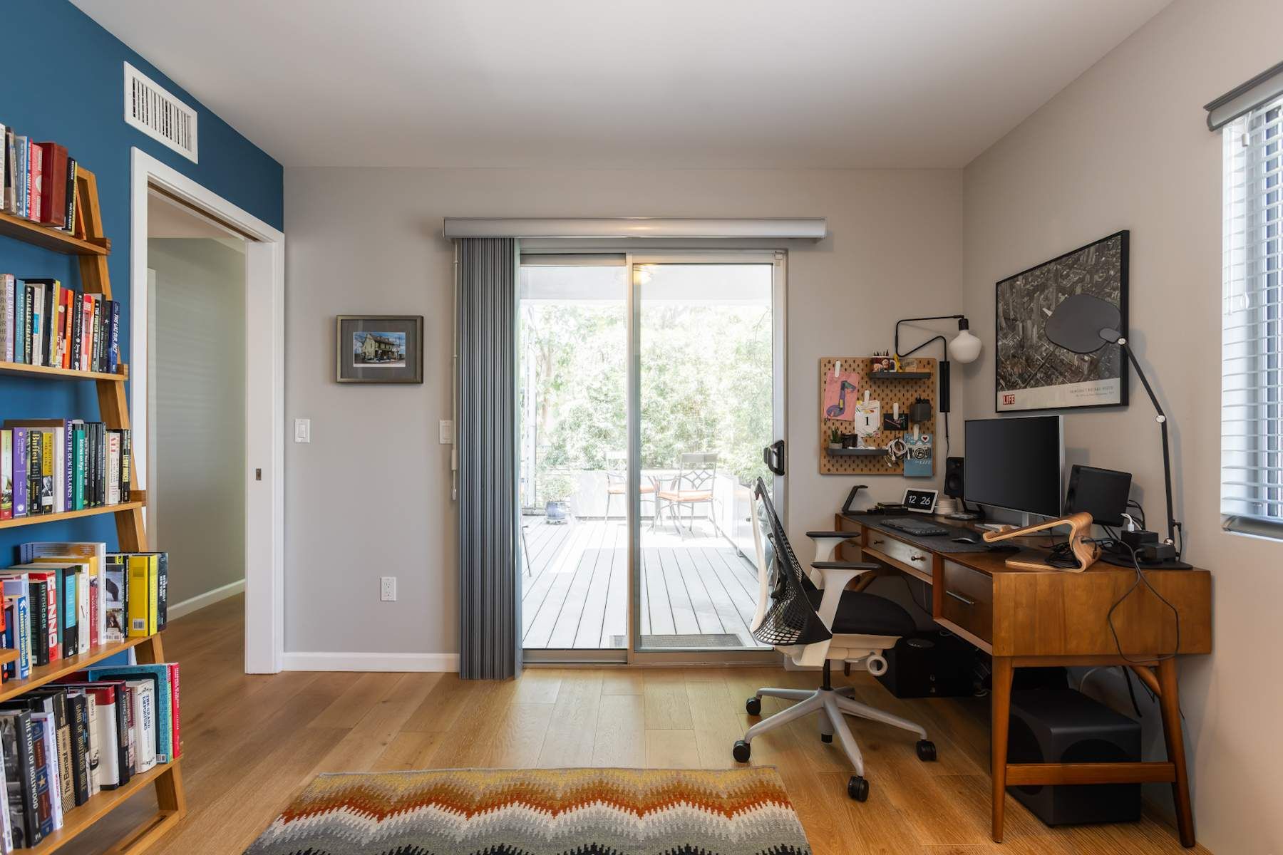  5936 Barton Avenue - 物件實景