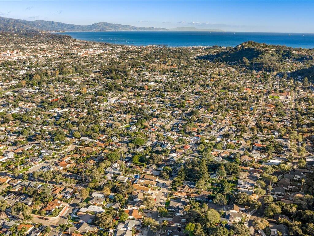 Santa Barbara, California, 93101, United States, 3 Bedrooms Bedrooms, ,2 BathroomsBathrooms,Residential,For Sale,2008962