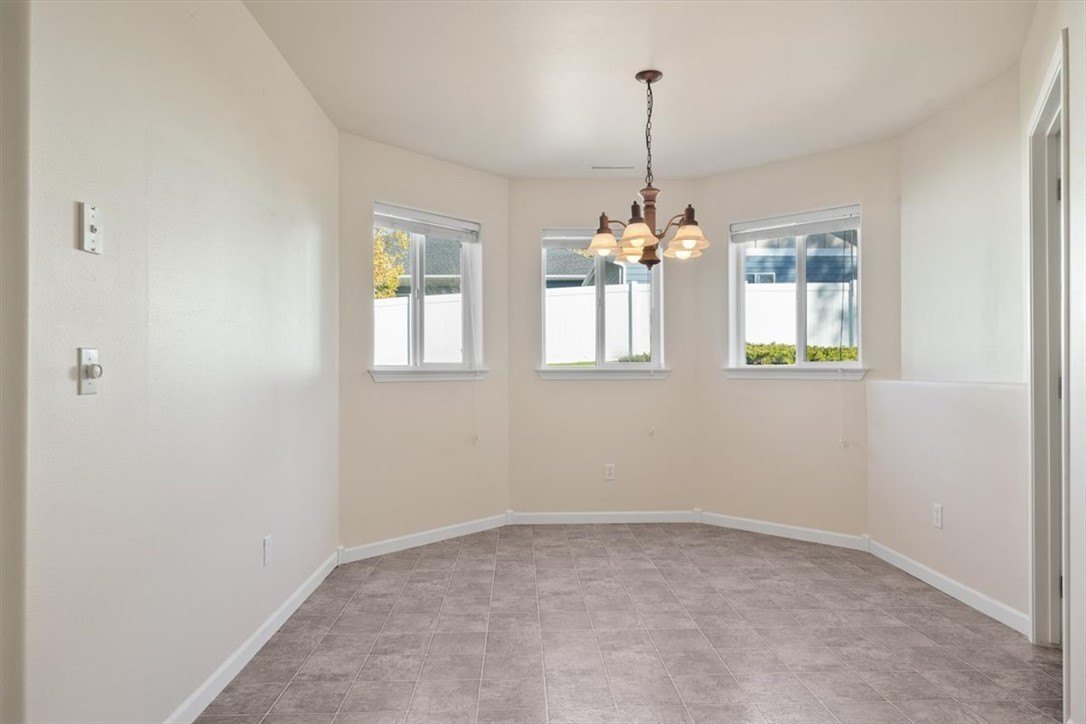 Billings, Montana, 59105, United States, 5 Bedrooms Bedrooms, ,4 BathroomsBathrooms,Residential,For Sale,1976913