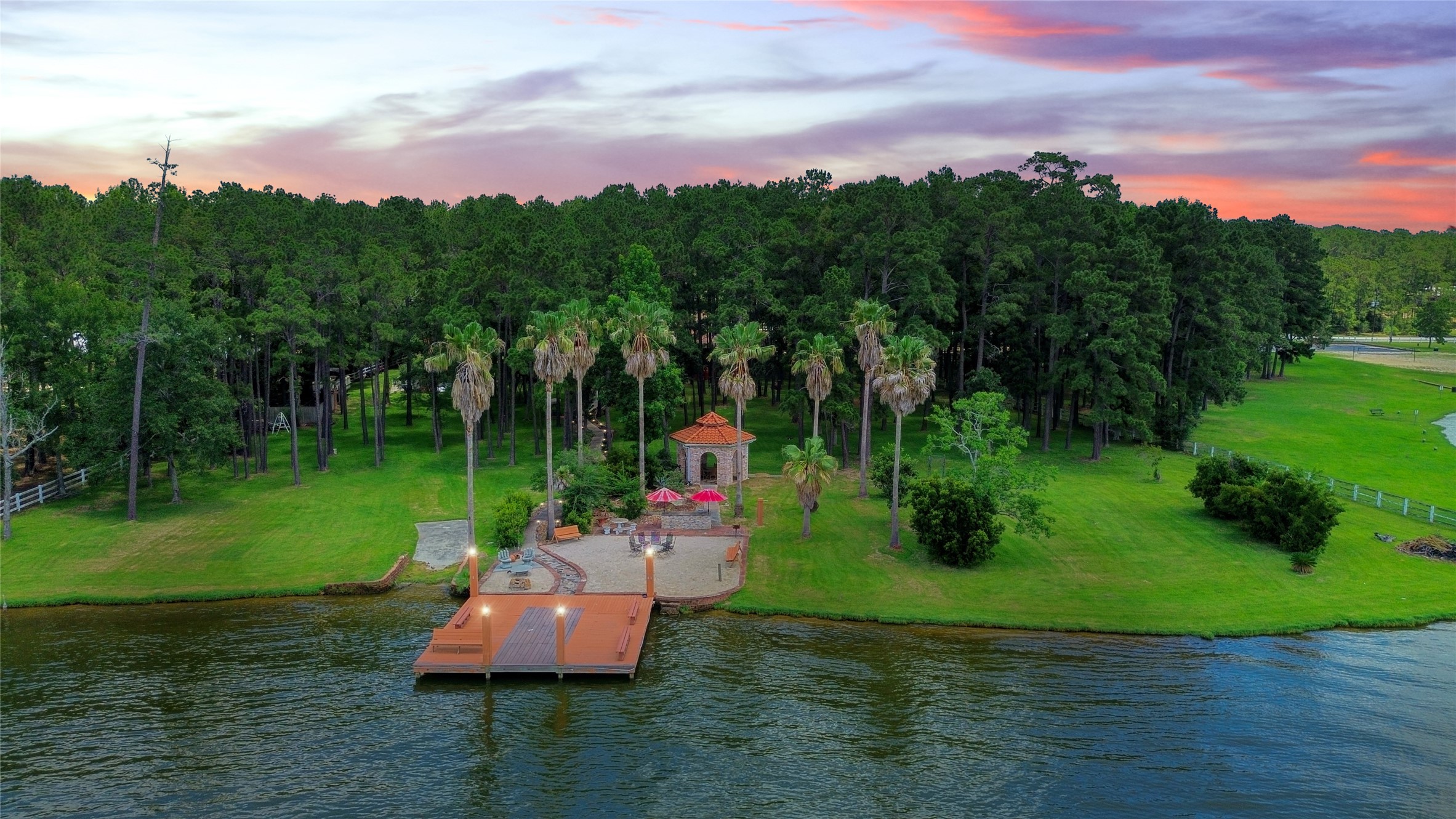  19311 Country Lake Drive - 物件實景