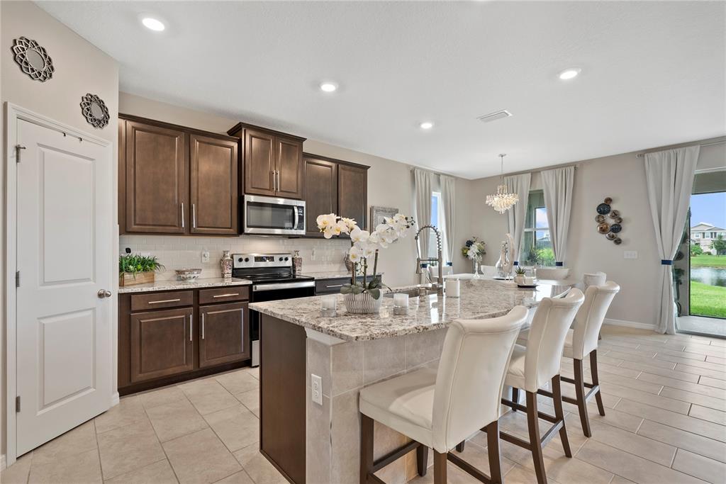 Lakewood Ranch, Florida, 34211, United States, 3 Bedrooms Bedrooms, ,3 BathroomsBathrooms,Residential,For Sale,1883325