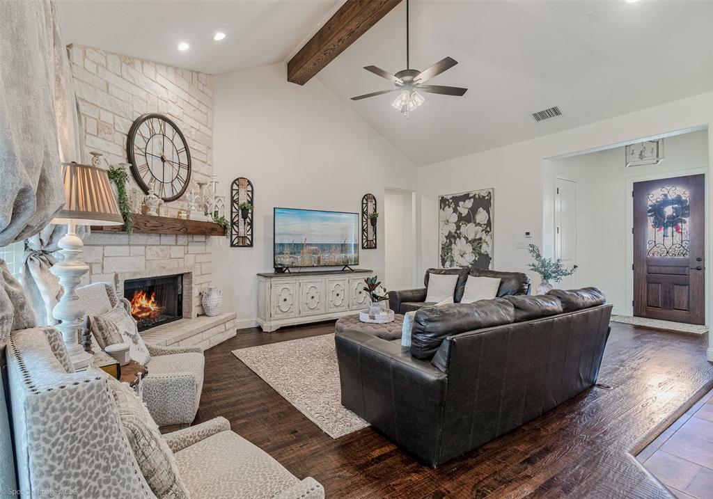 Caddo Mills, Texas, 75135, United States, 3 Bedrooms Bedrooms, ,3 BathroomsBathrooms,Residential,For Sale,1862306