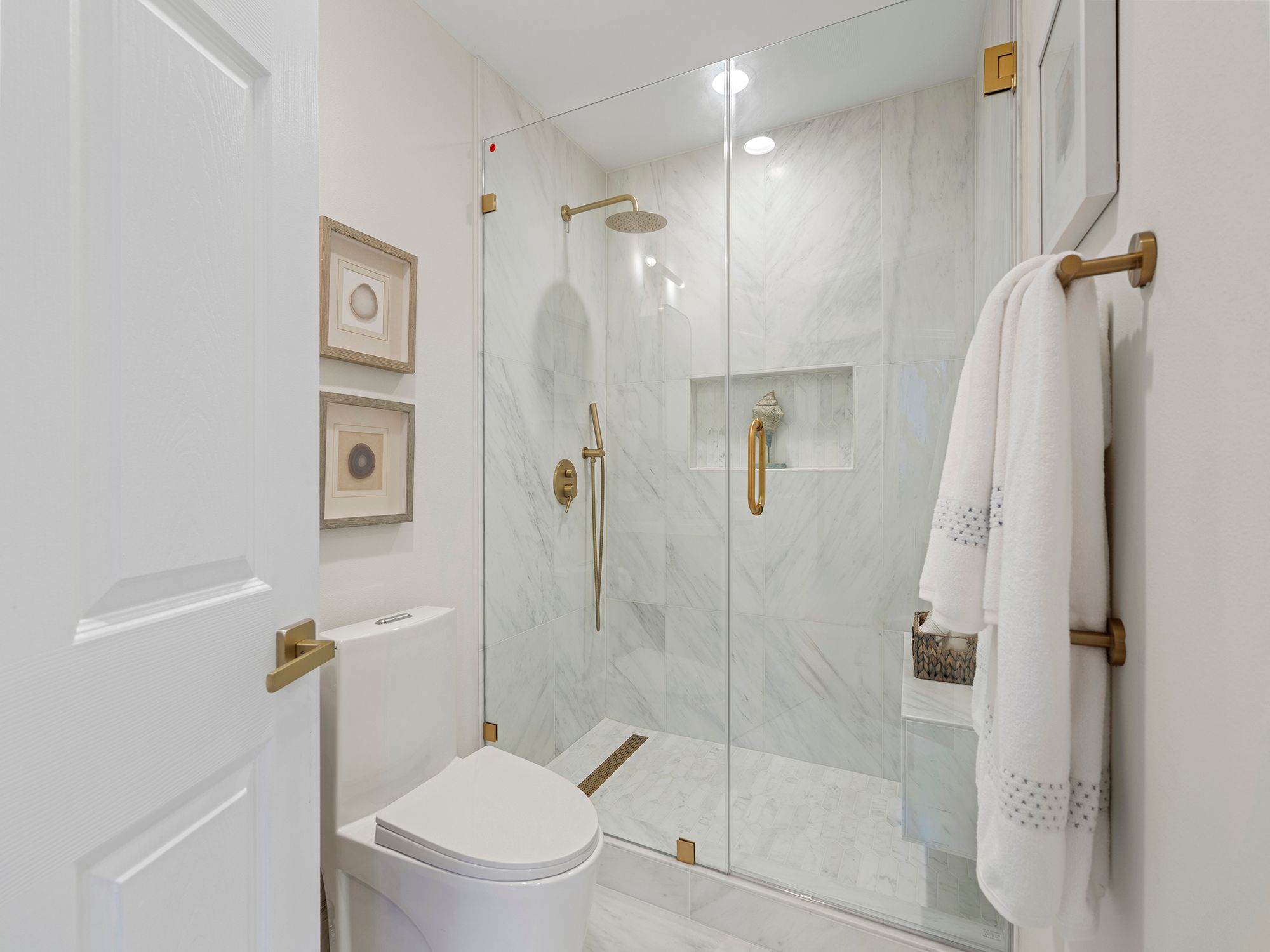  2300 John Street, Manhattan Beach, CA 90266 - 物件實景