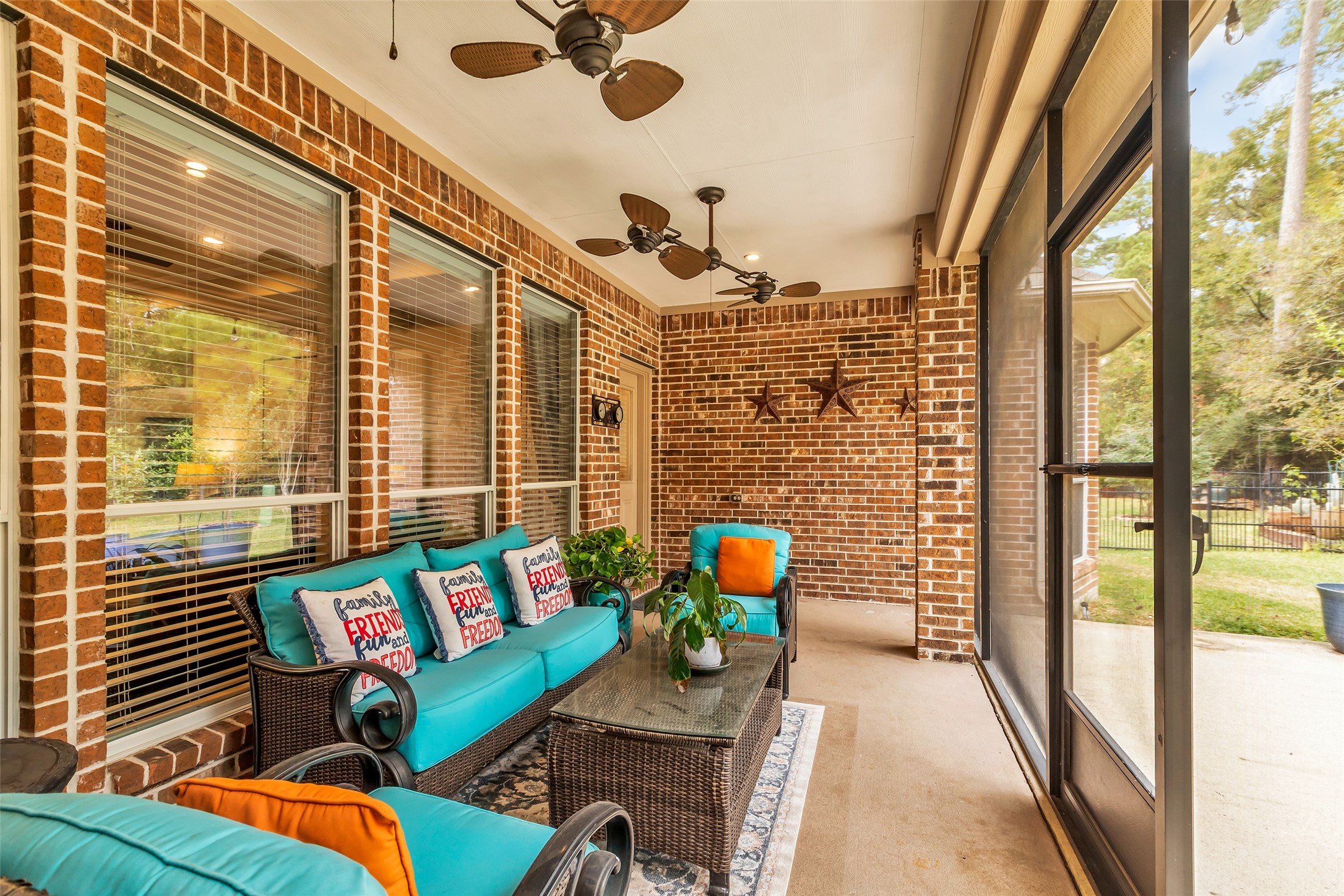 Conroe, Texas, 77304, United States, 4 Bedrooms Bedrooms, ,3 BathroomsBathrooms,Residential,For Sale,1999567