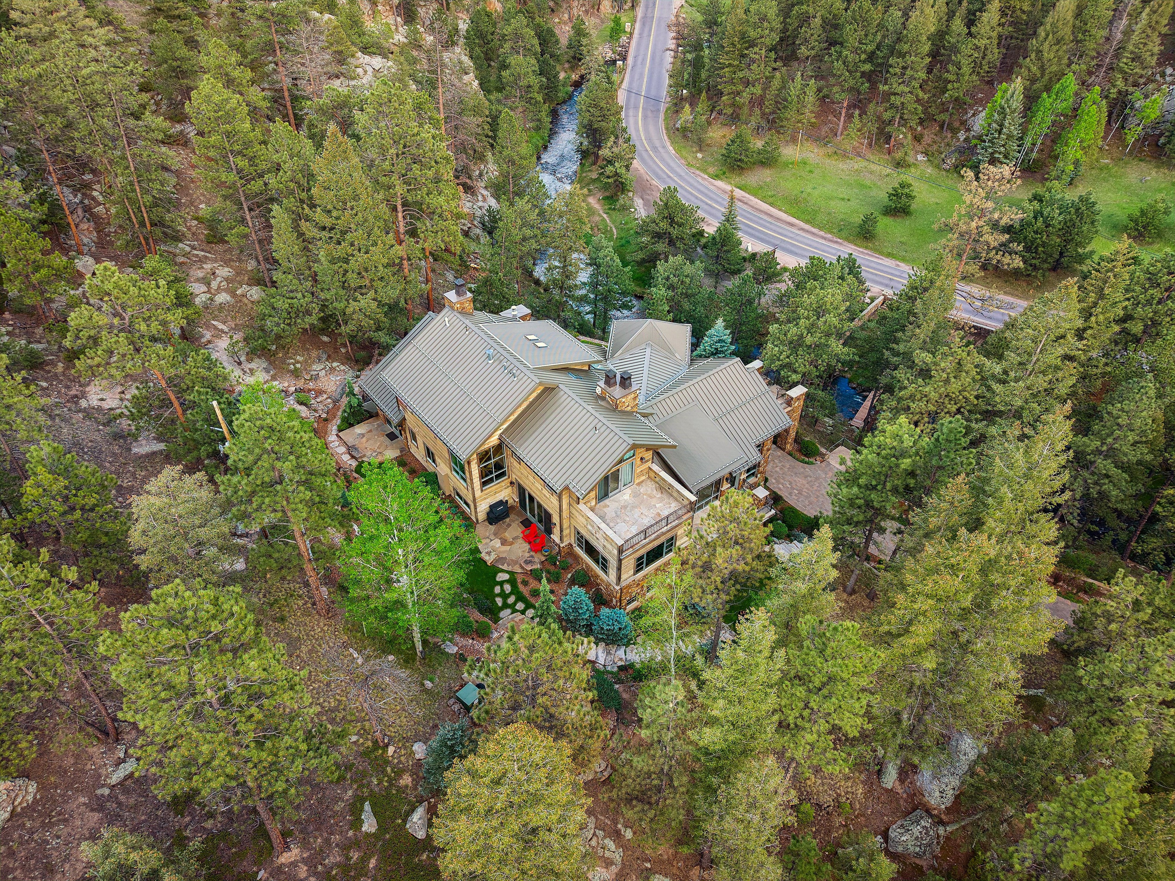  Luxury Mountain Estate in Celebrated Upper Bear Creek - 物件實景