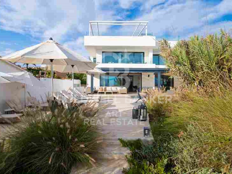 Marbella, Andalusia, ES, 6 Bedrooms Bedrooms, ,4 BathroomsBathrooms,Residential,For Sale,1795495
