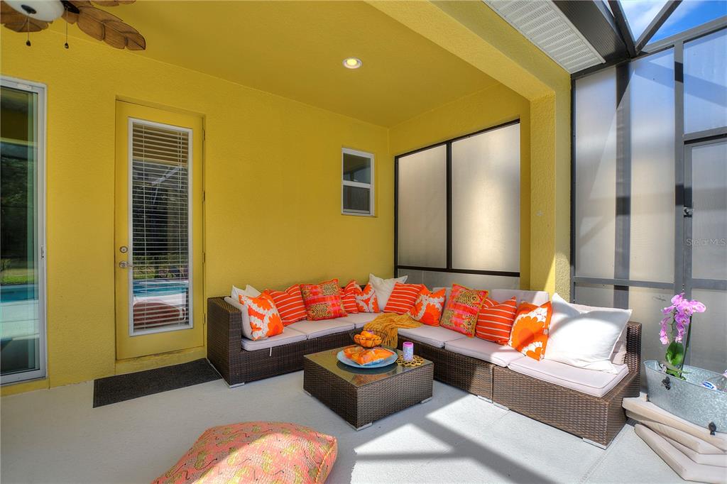 Davenport, Florida, 33837, United States, 10 Bedrooms Bedrooms, ,8 BathroomsBathrooms,Residential,For Sale,1996234