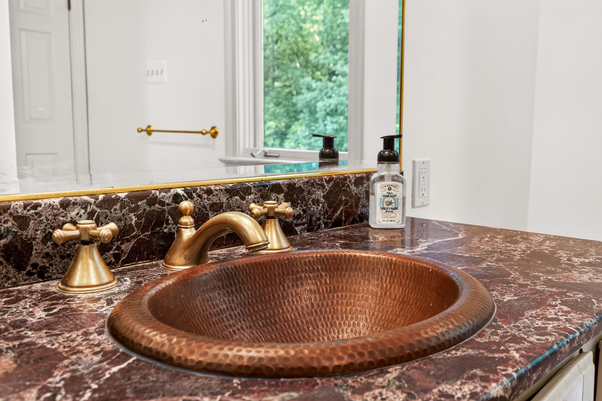  10217 Cedar Pond Drive, Vienna, VA, 22182 - 物件實景