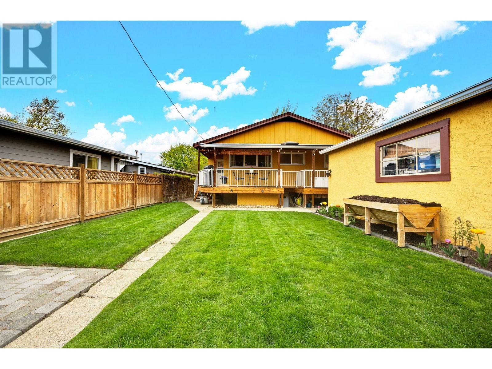 KELOWNA, British Columbia, V1Y 6A2, CA, 4 Bedrooms Bedrooms, ,3 BathroomsBathrooms,Residential,For Sale,1838696