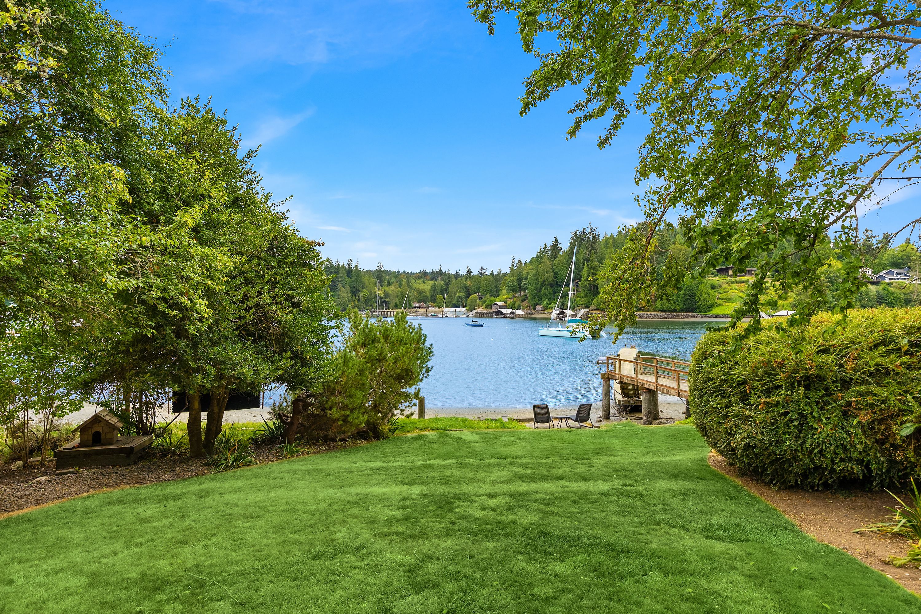  15122 & 15128 NE Anna Vera Lane, Bainbridge Island, WA 98110 - 物件實景