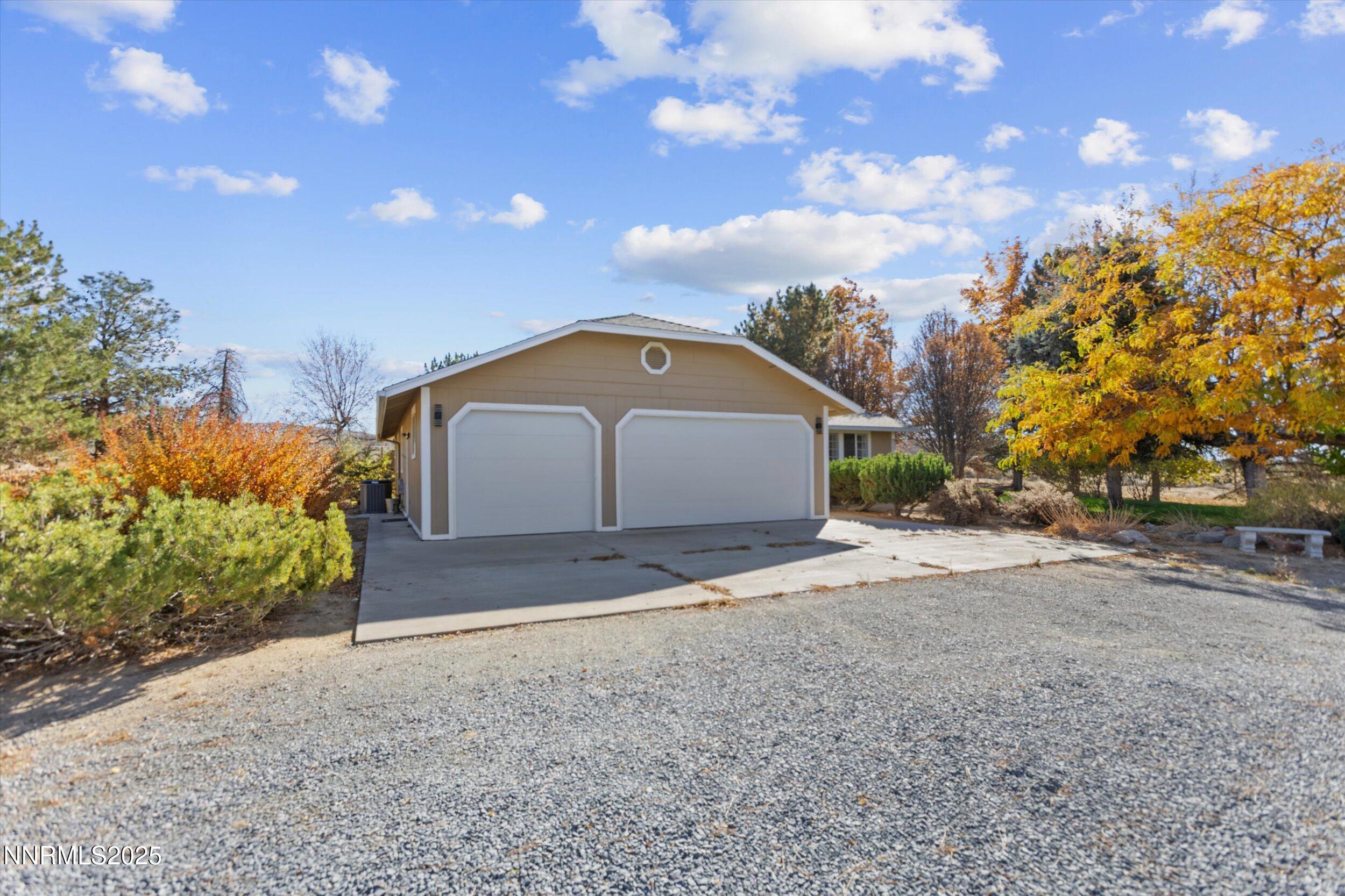 Sparks, Nevada, 89441, United States, 3 Bedrooms Bedrooms, ,2 BathroomsBathrooms,Residential,For Sale,1987470