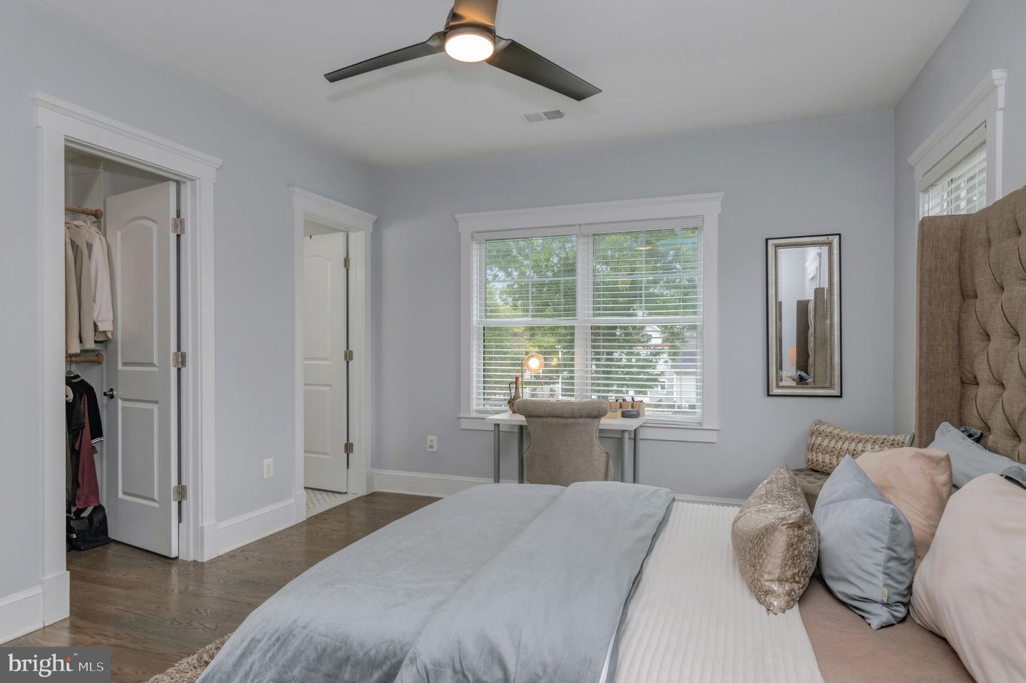 Fairfax, Virginia, 22030, United States, 6 Bedrooms Bedrooms, ,7 BathroomsBathrooms,Residential,For Sale,1997396