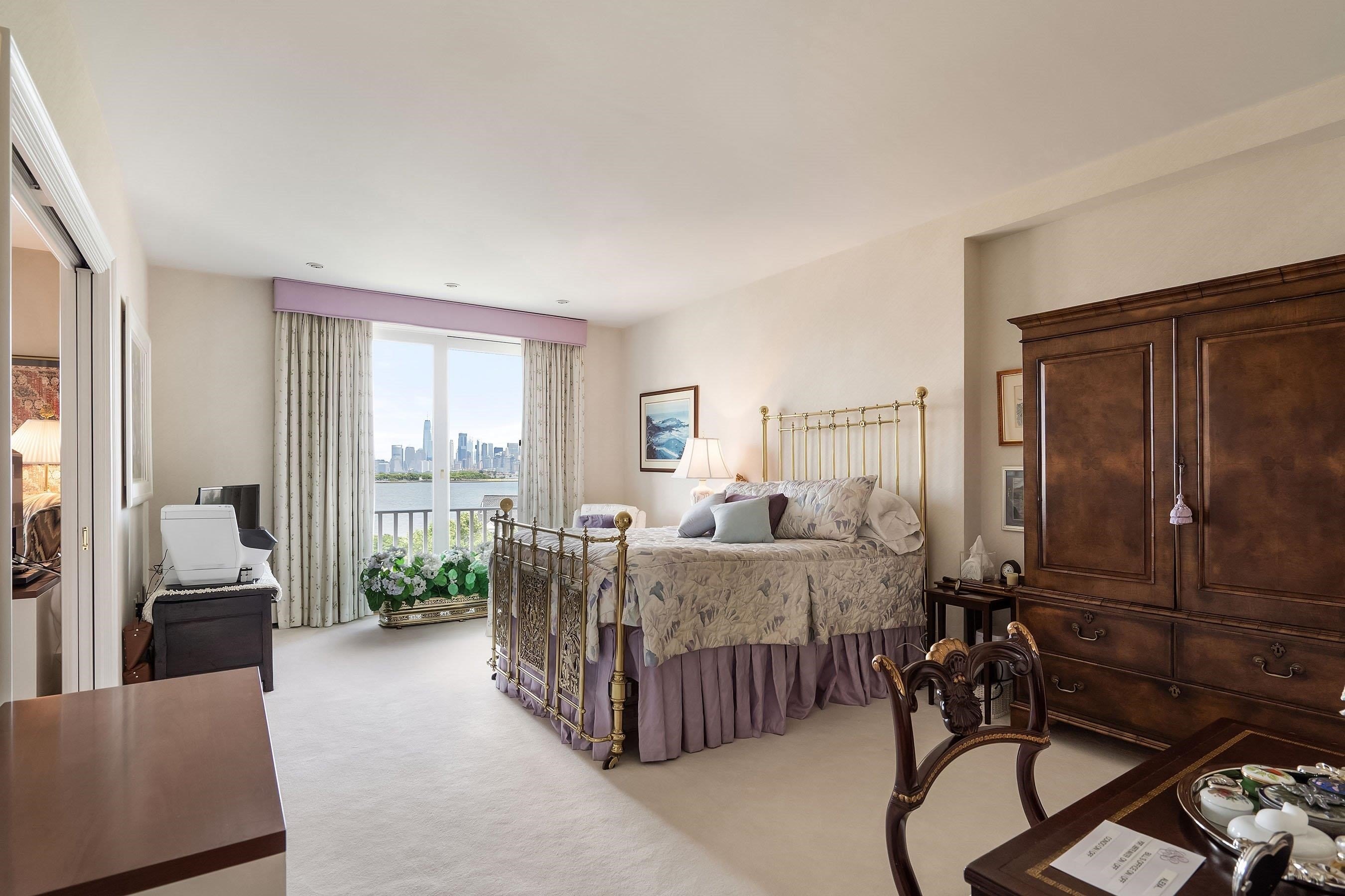 JC, Greenville, New Jersey, 07305, United States, 3 Bedrooms Bedrooms, ,3 BathroomsBathrooms,Residential,For Sale,1981976