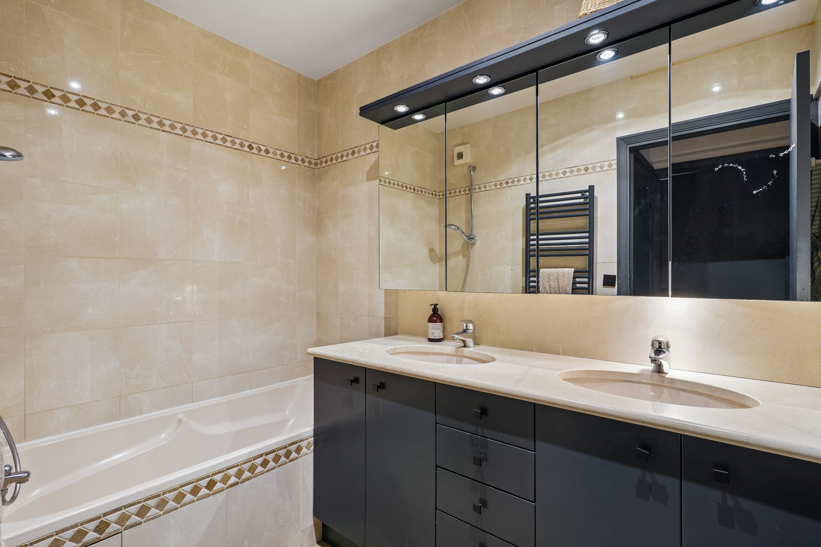  Superb Five-Room Apartment with Terrace - 143 sq m - 物件實景