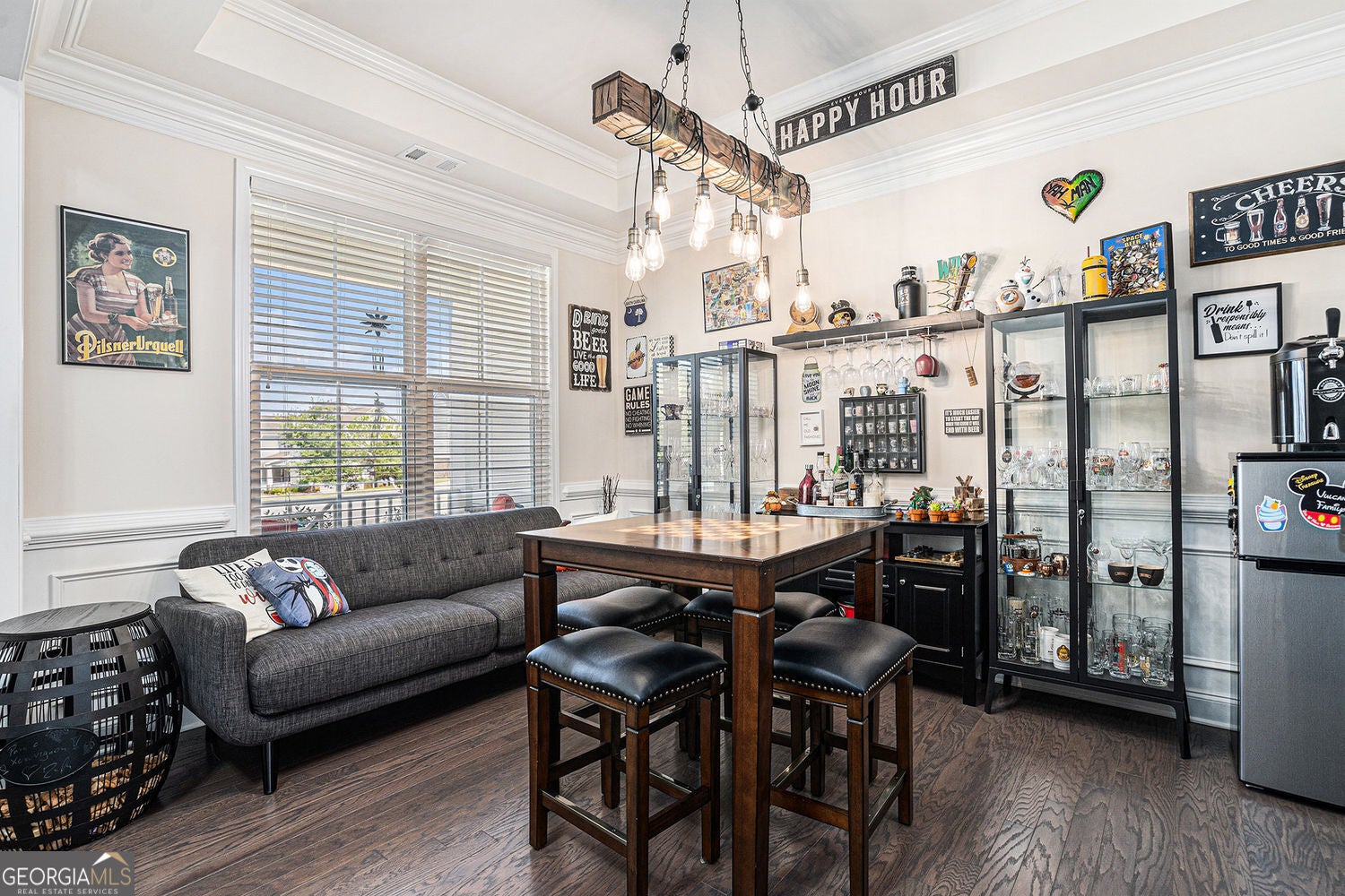 Kennesaw, Georgia, 30152, United States, 5 Bedrooms Bedrooms, ,4 BathroomsBathrooms,Residential,For Sale,1964228