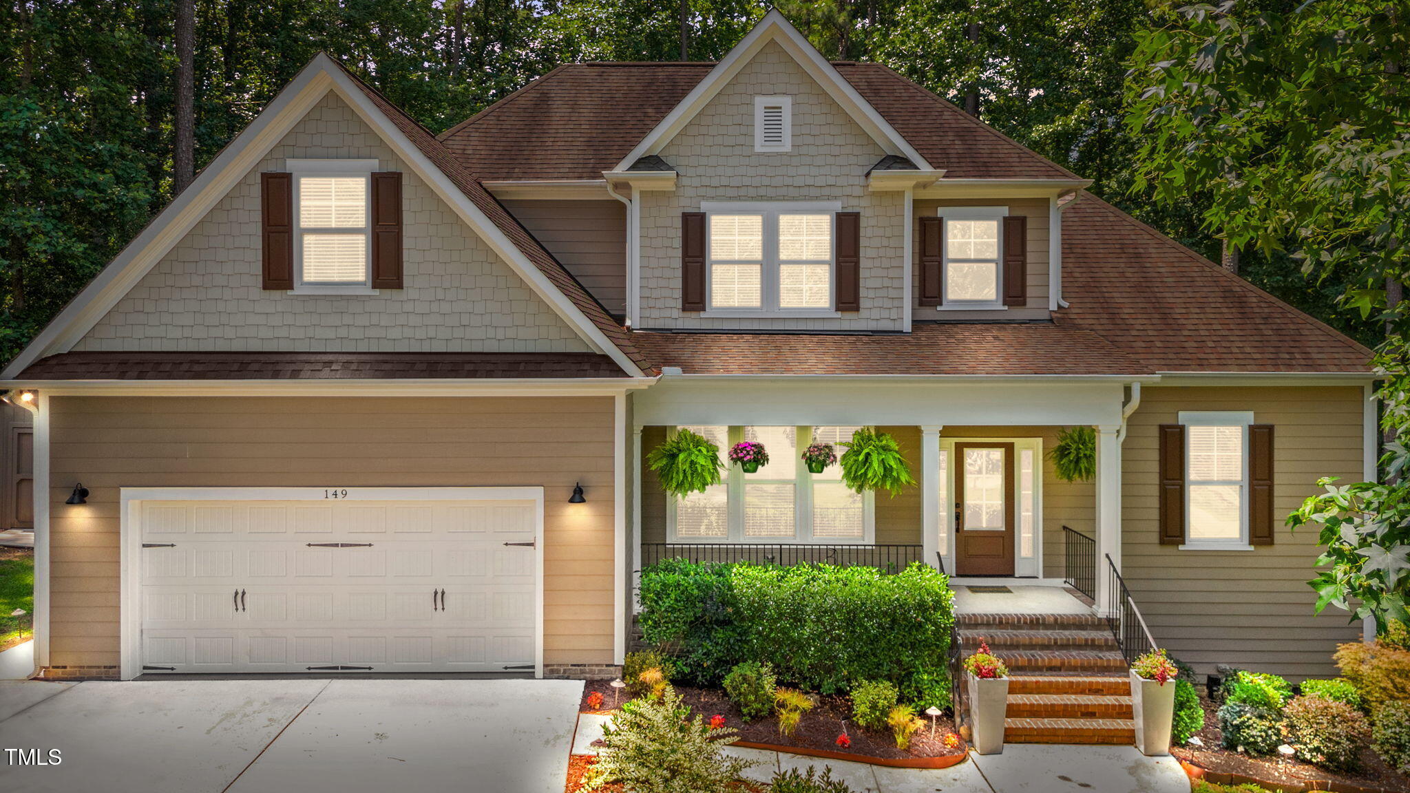 Clayton, North Carolina, 27527, United States, 3 Bedrooms Bedrooms, ,4 BathroomsBathrooms,Residential,For Sale,1874514